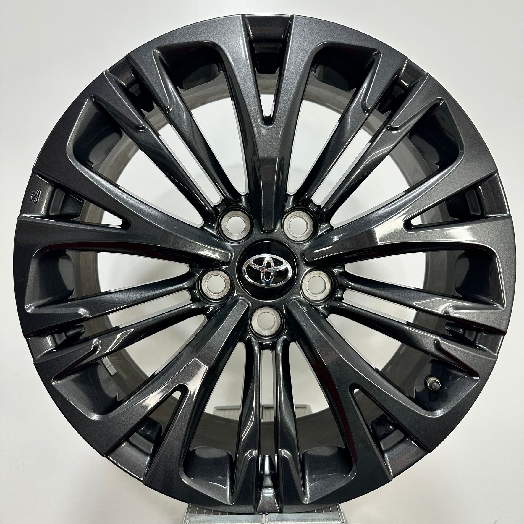 CTHY　DELTA CROSS RING　19号 Jante Toyota Yaris Cross,Corolla Cross, CHR C-HR R18 – Centrul De