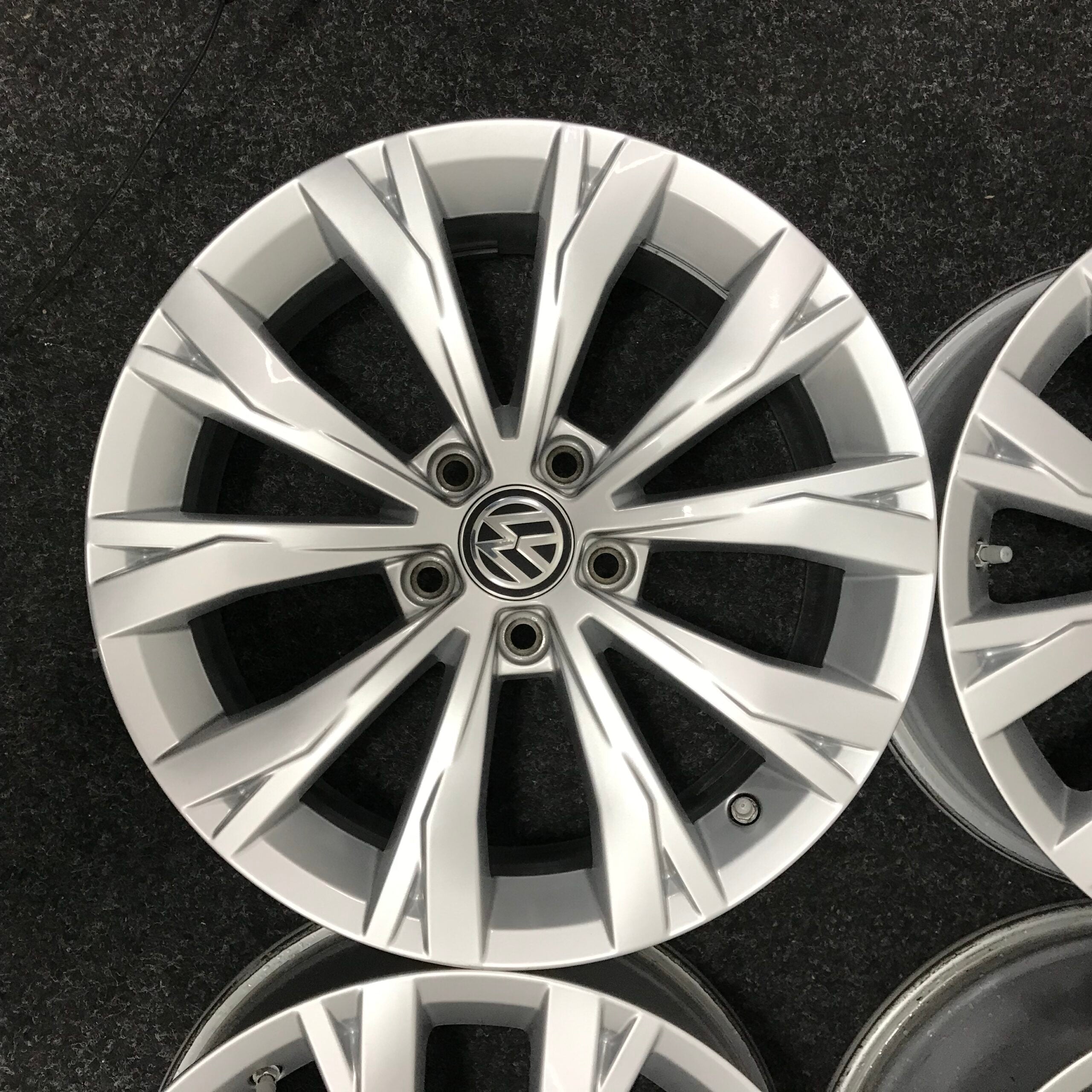 Jante VW R17 Tiguan Passat T-ROC Touran Sharan