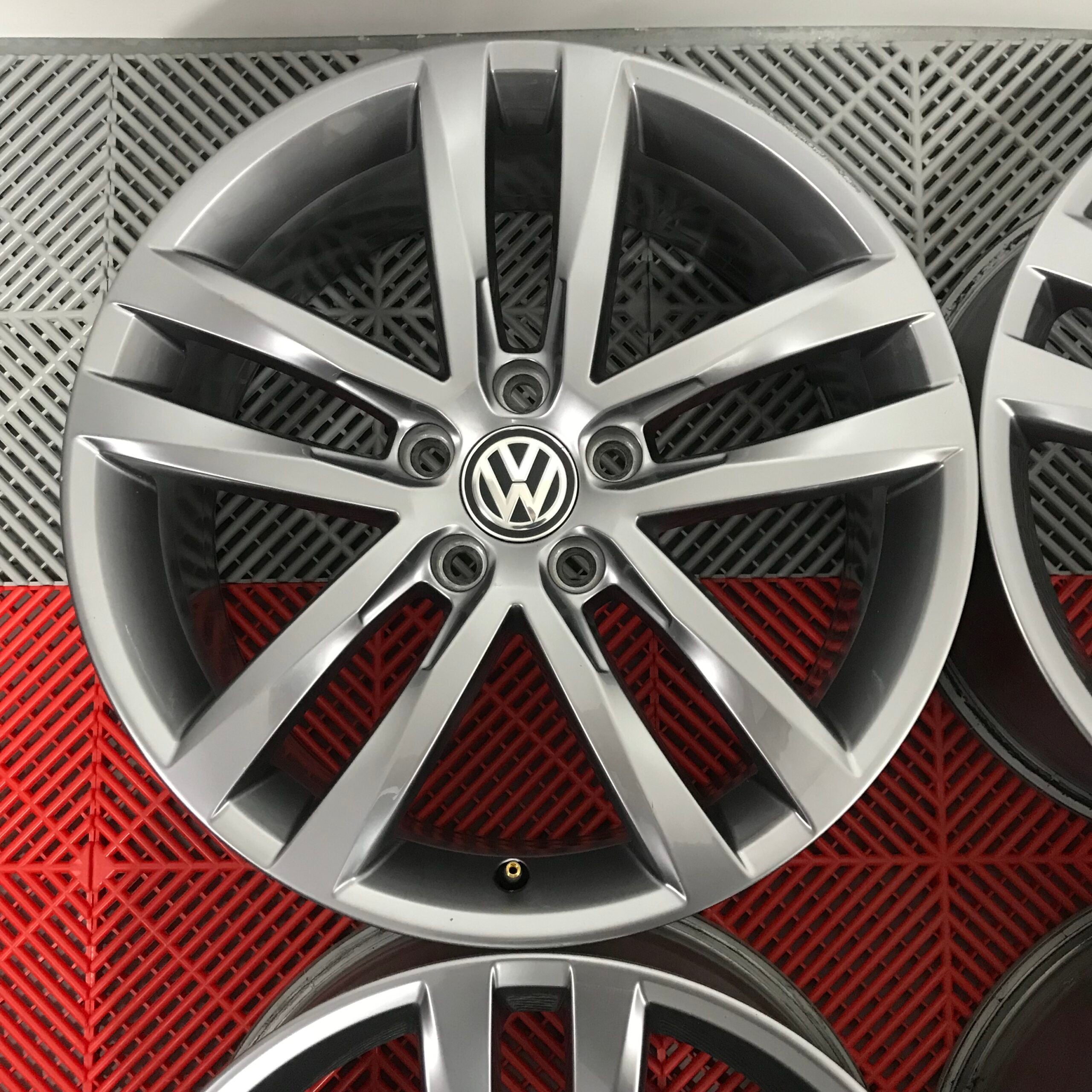 Jante VW Golf R18 "Salvador " T-Roc ID3 Jetta Passat