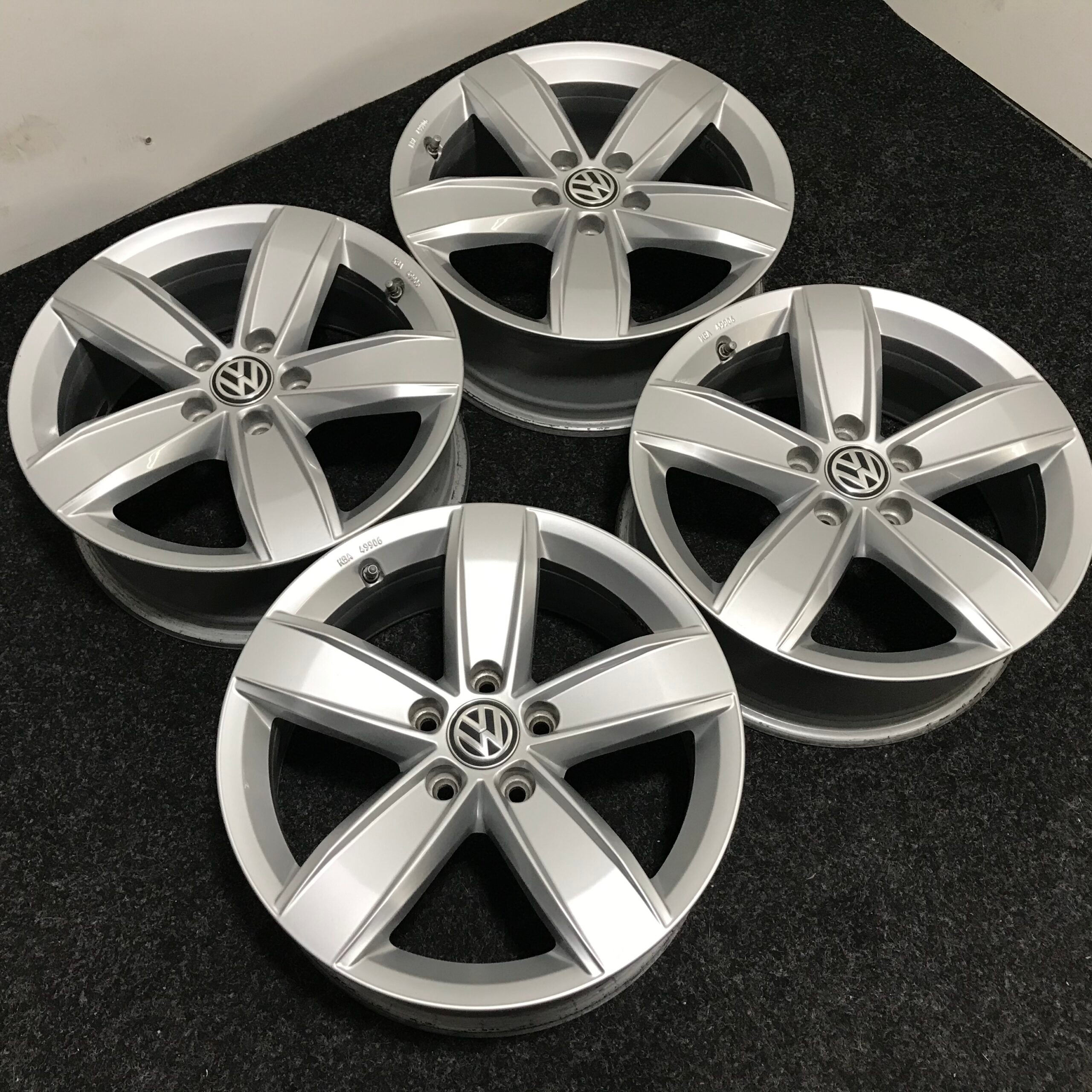 Jante VW Passat B8 T-Roc Tiguan EOS R17