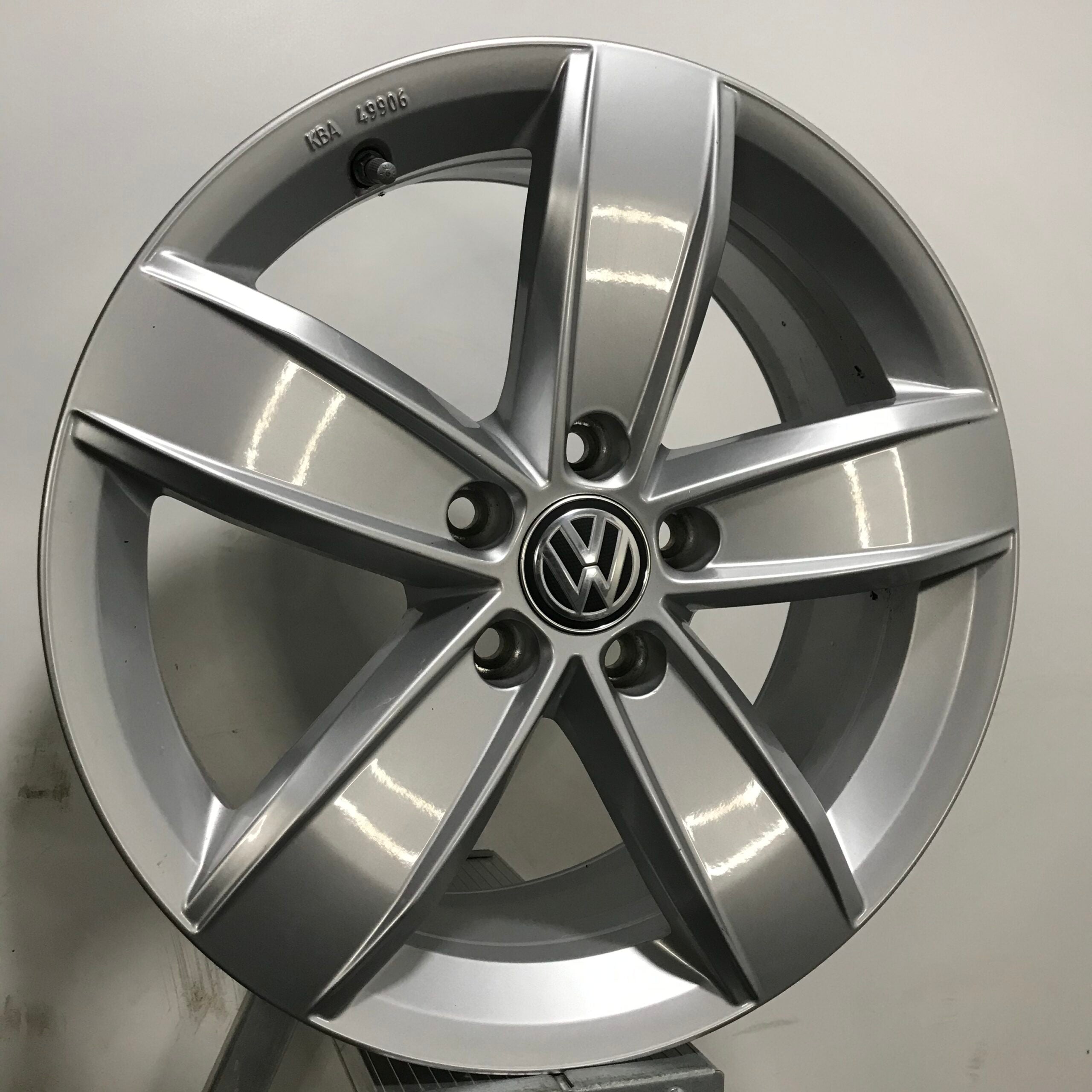Jante VW Passat B8 T-Roc Tiguan EOS R17