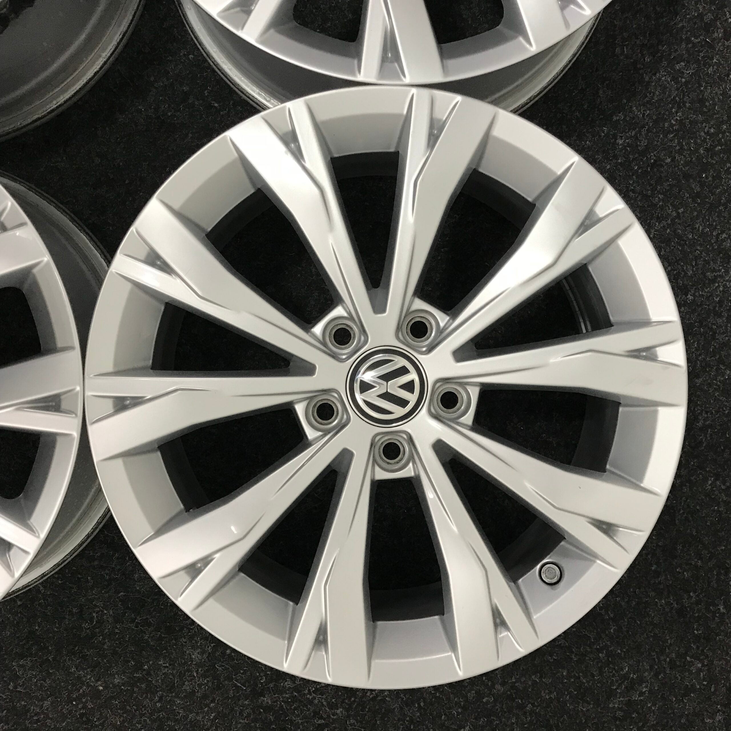 Jante VW R17 Tiguan Passat T-ROC Touran Sharan
