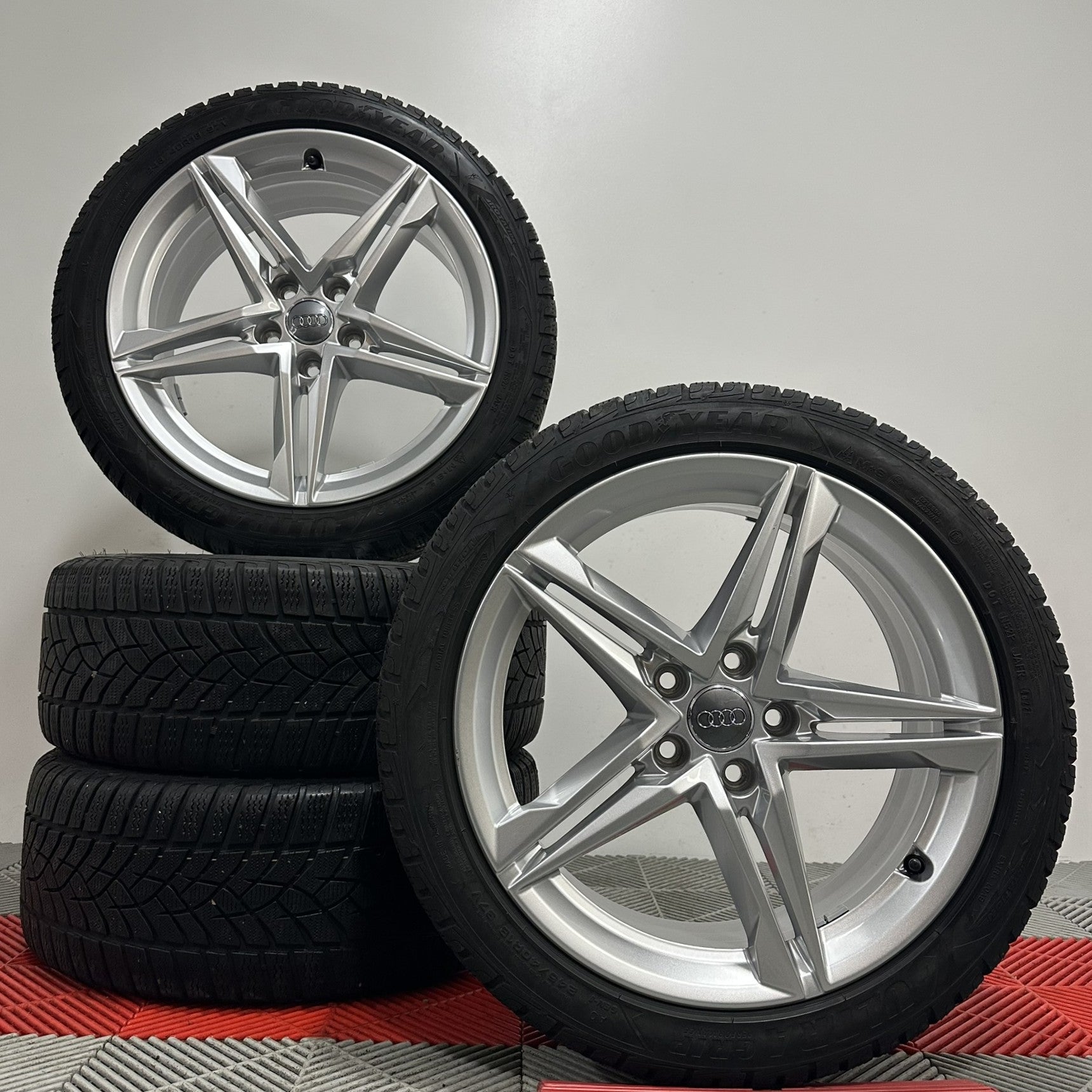 ❄️Jante Audi A4 R18 S-Line anv iarna 245/40 R18