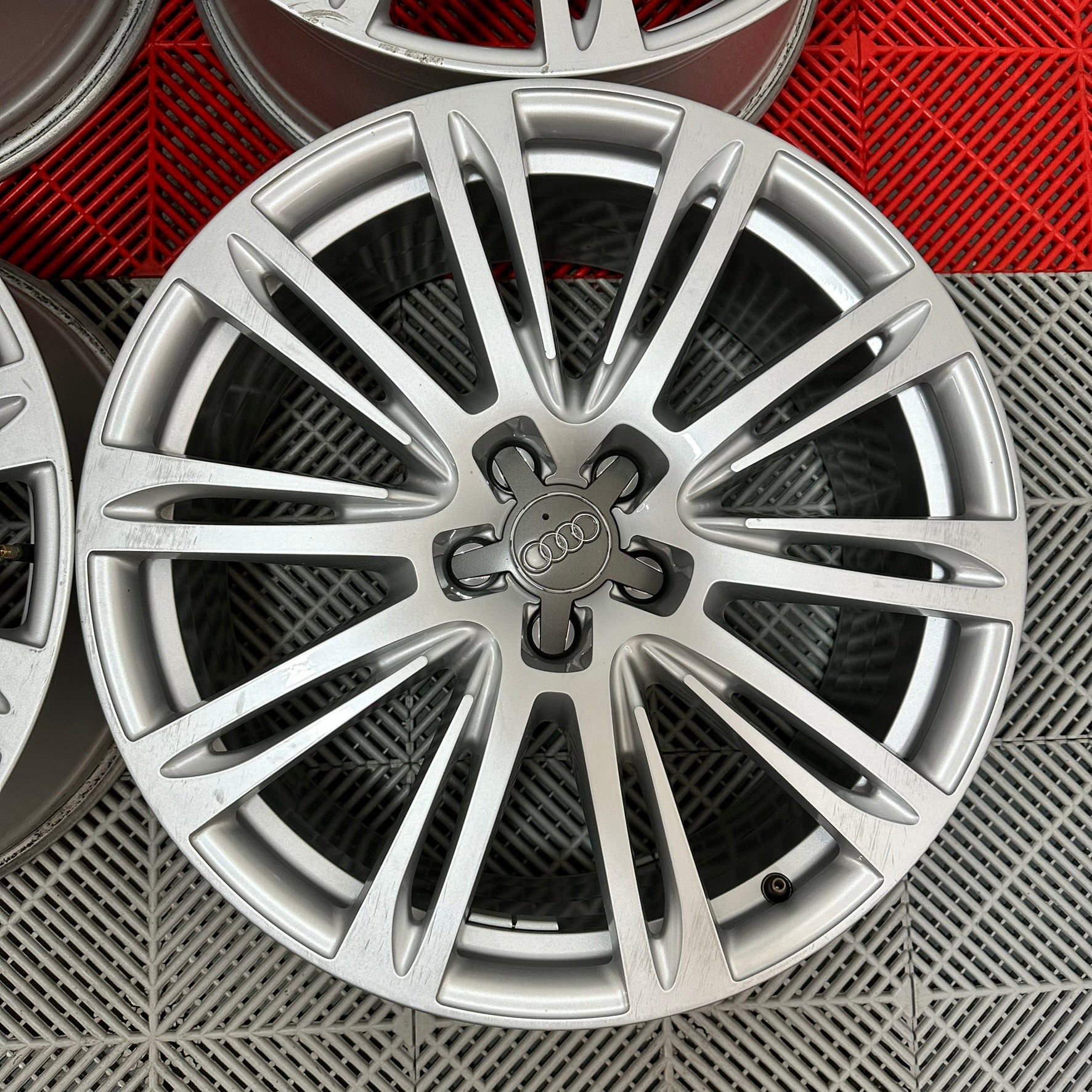 ❄️Jante Audi A8 D5  S-Line R20