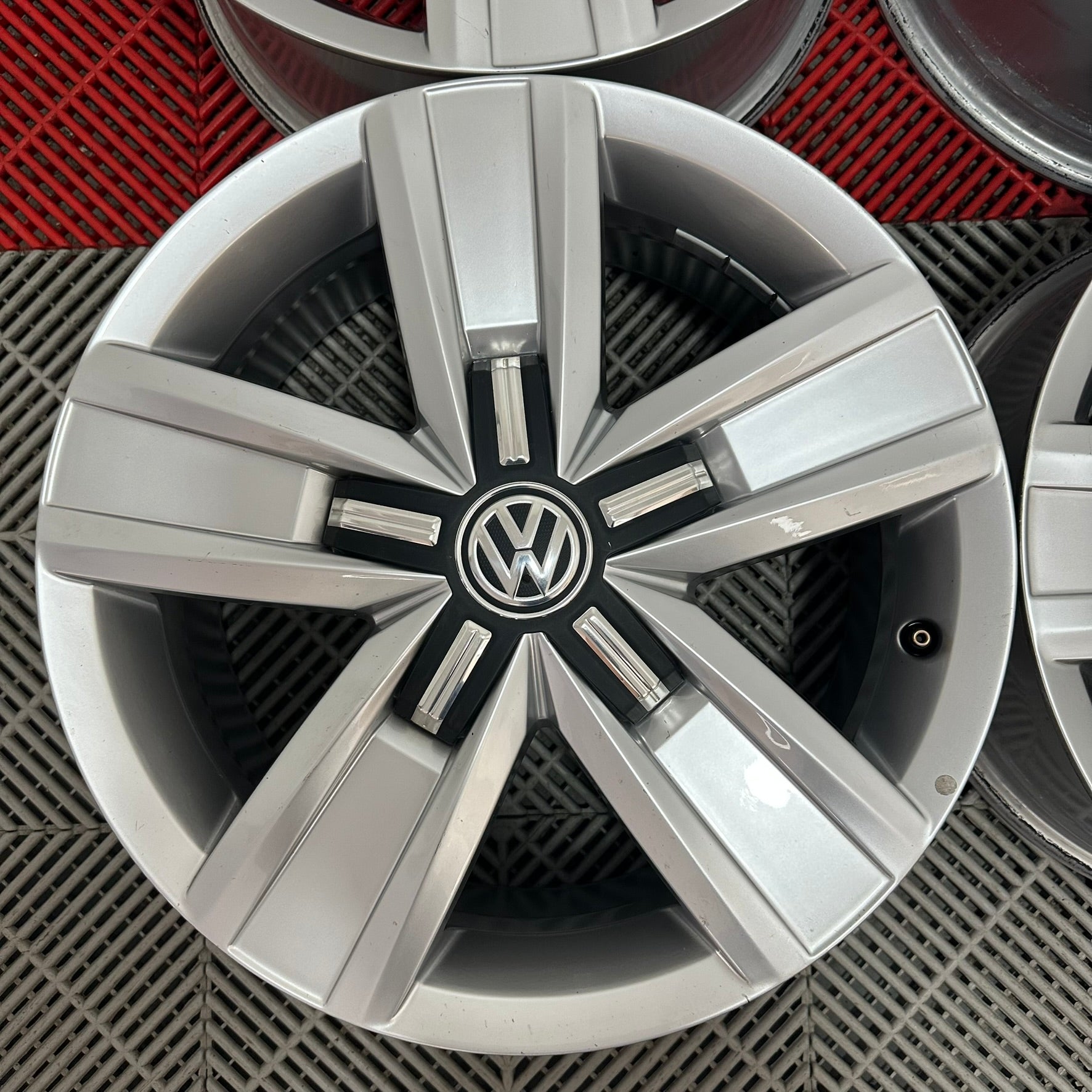 Jante VW T5 T6 Multivan R17