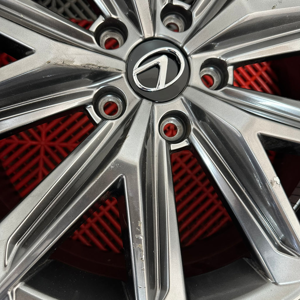 Jante Lexus LBX R18
