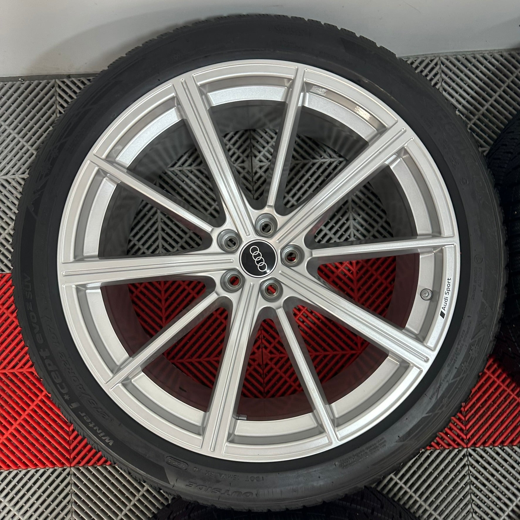 ❄️Jante Audi RSQ8 R22 anv iarna 275/40 22