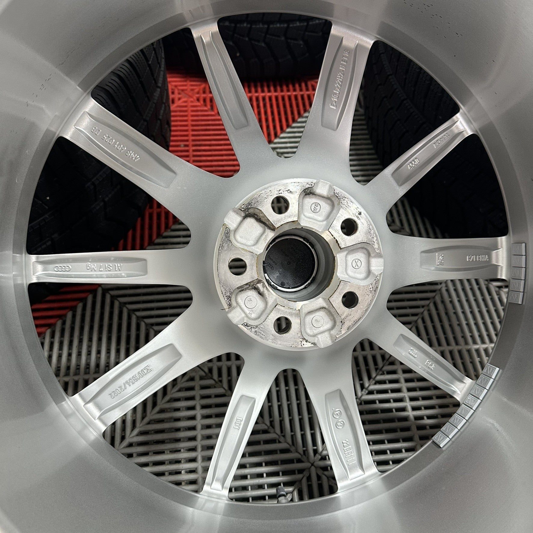 ❄️Jante Audi RSQ8 R22 anv iarna 275/40 22