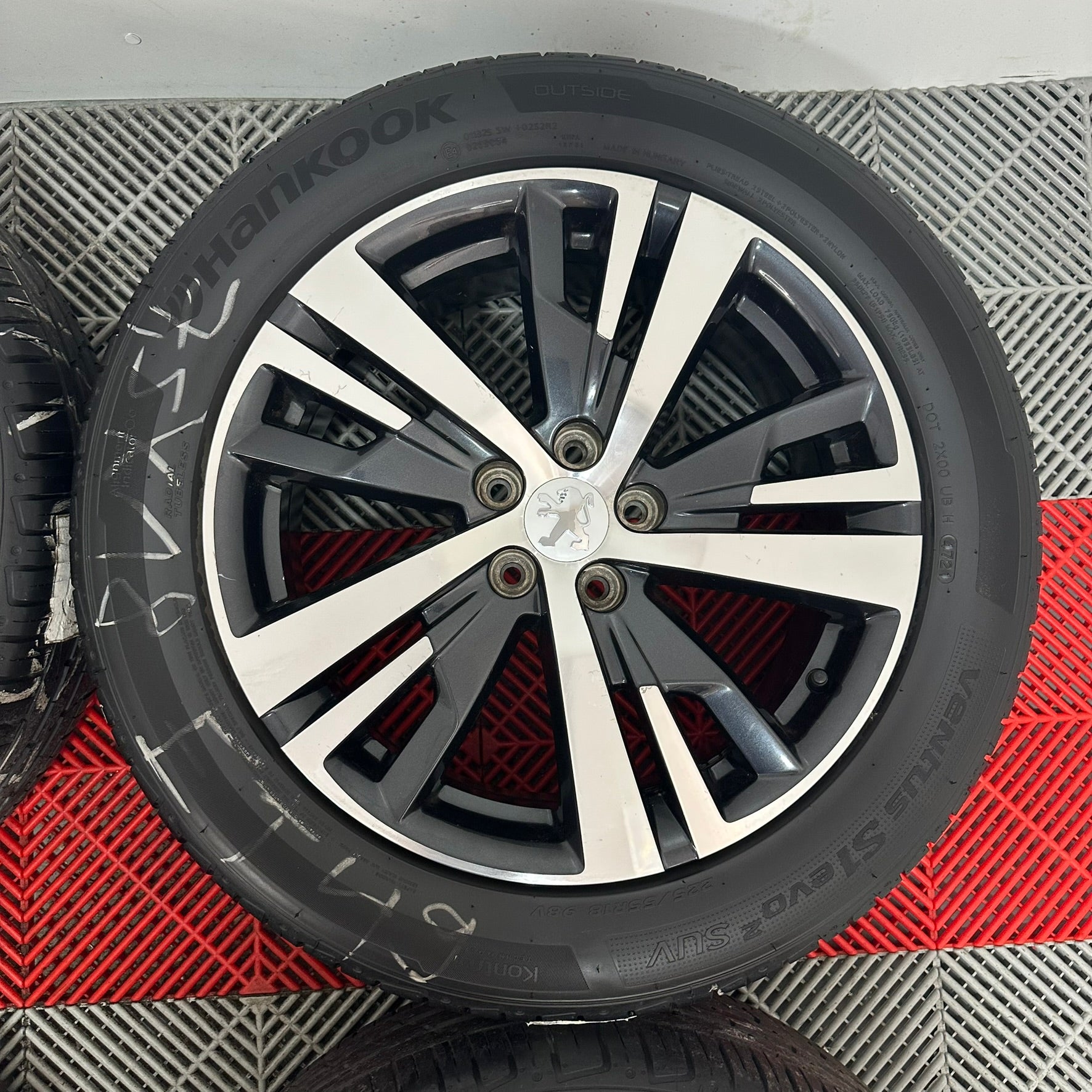 ☀️Jante Peugeot 3008 R18  anv vara 225 55 18