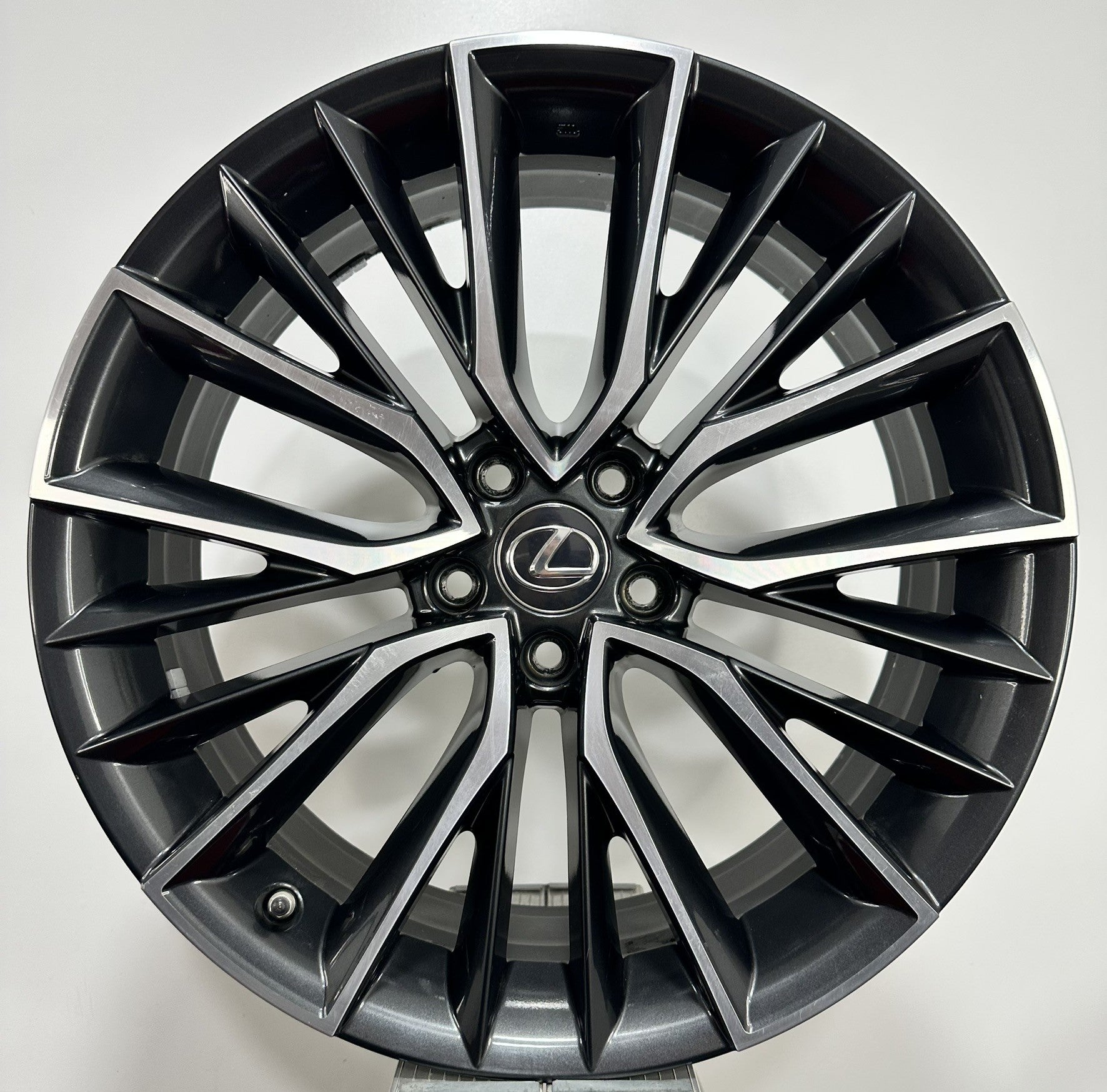 ラパン Jante Lexus NX R20 7.5Jx20 ET35 – Centrul De Jante