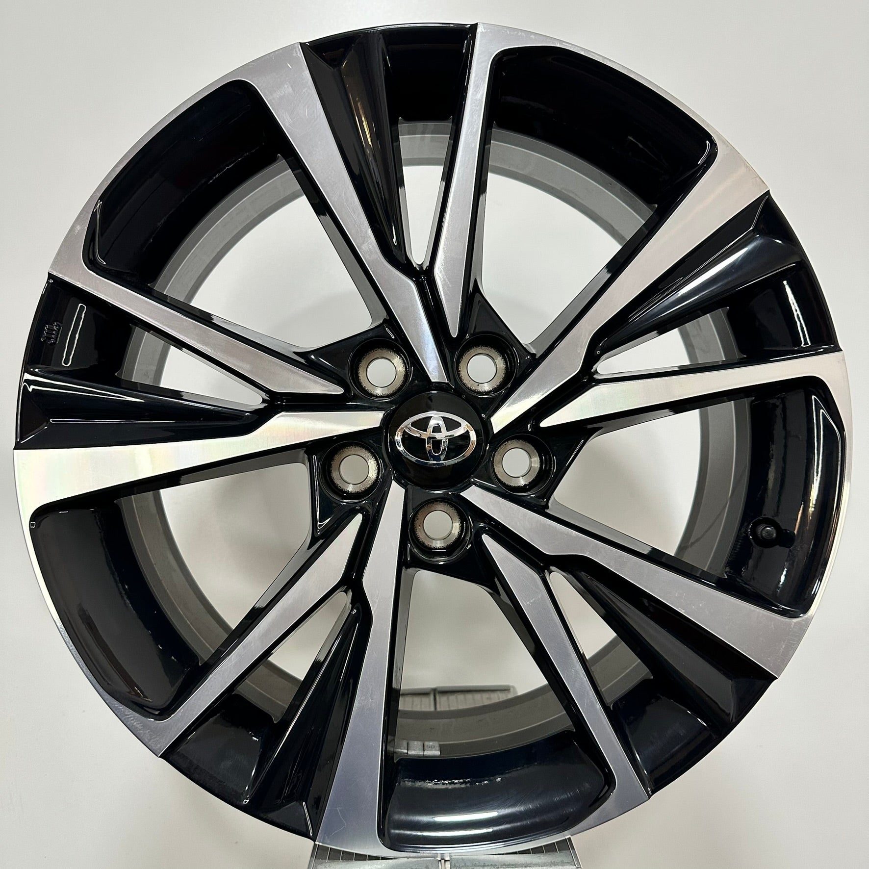Jante Toyota C-HR CHR R18 7Jx18 ET35