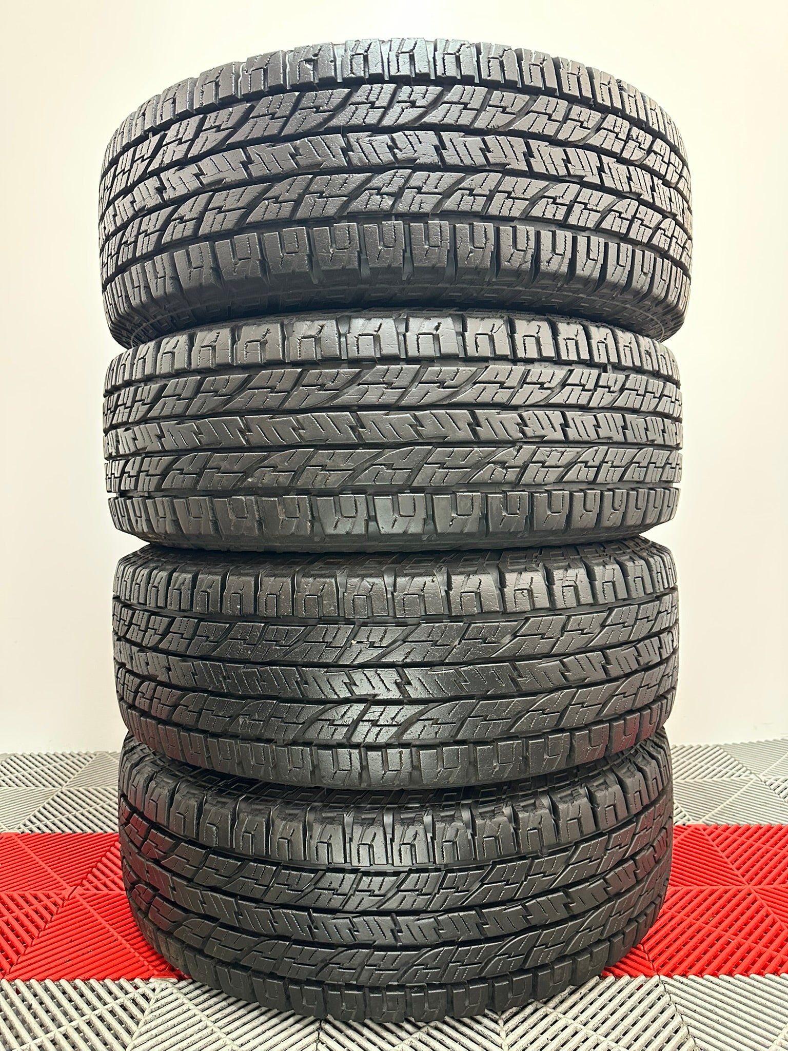 ❄️Jante Toyota Landcruiser J250 R20 anv all season A/T 265/60 R20