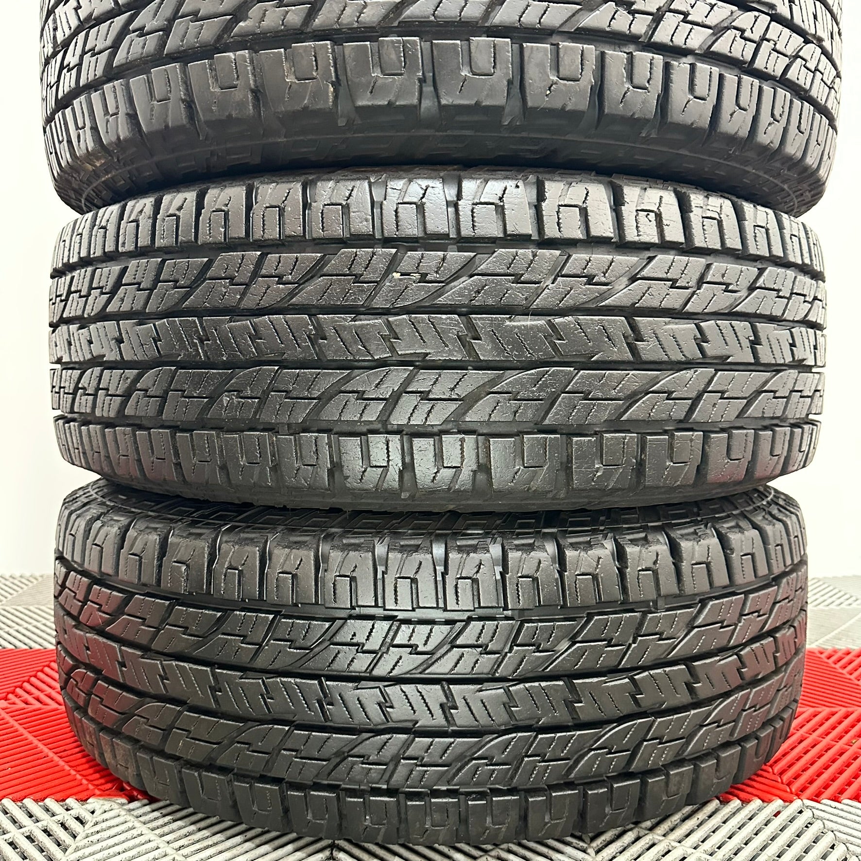 ❄️Jante Toyota Landcruiser J250 R20 anv all season A/T 265/60 R20