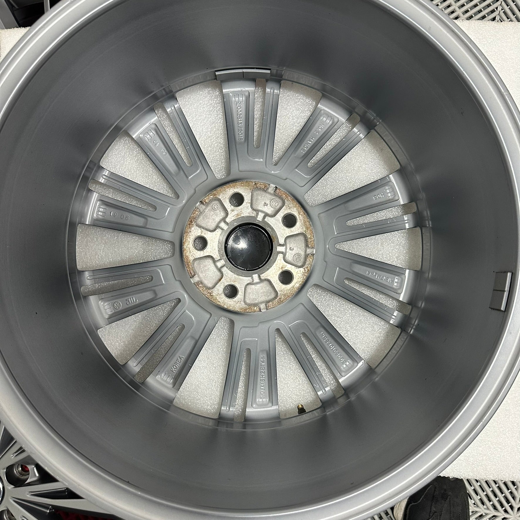 Jante VW Passat B8 R18 "Liverpool"  3G0601025BN
