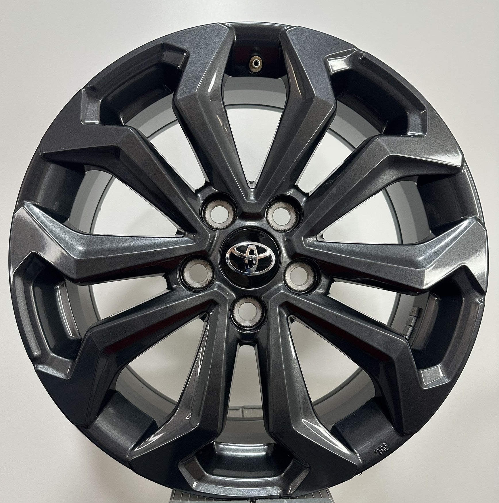 Jante Toyota Yaris Cross R17