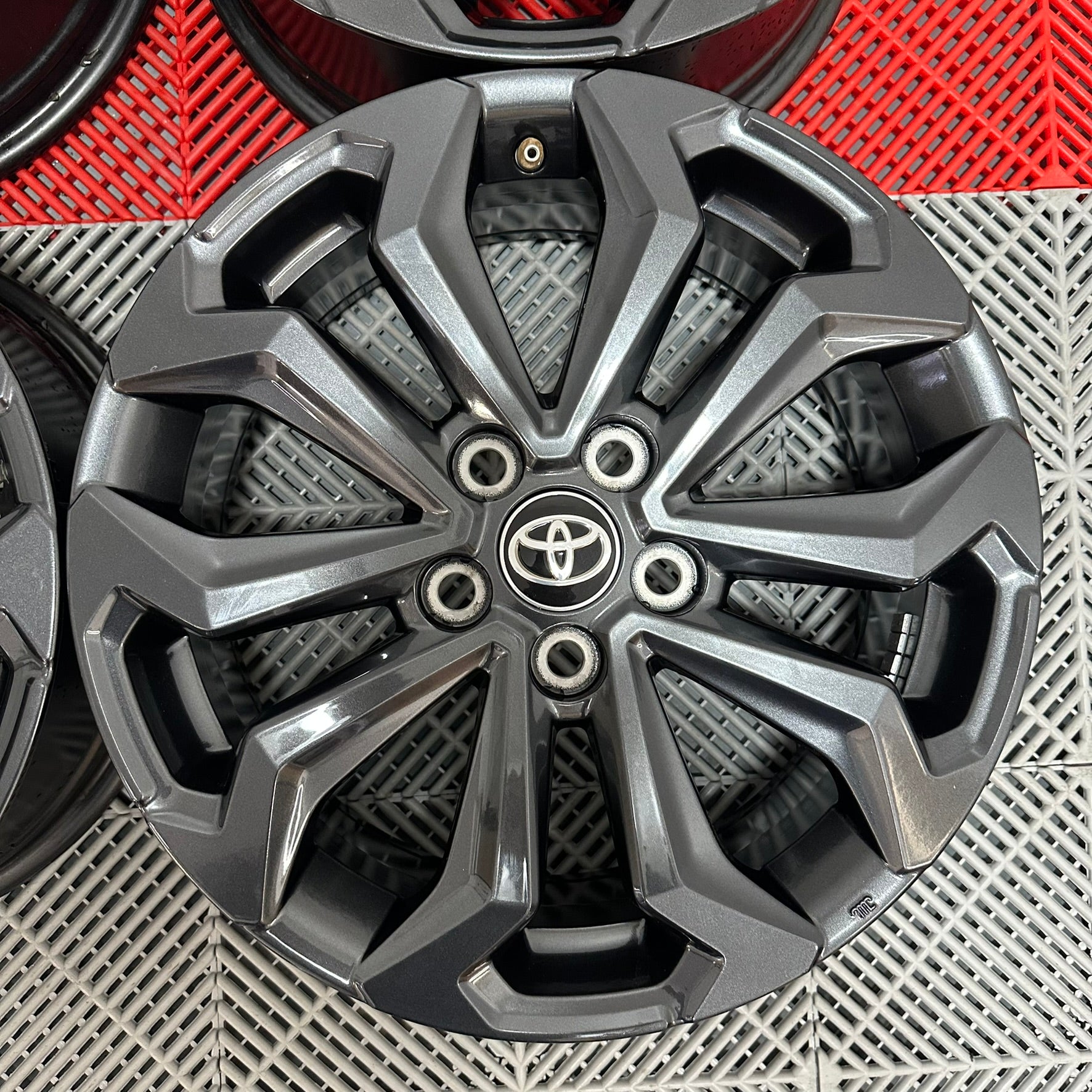 Jante Toyota Yaris Cross R17