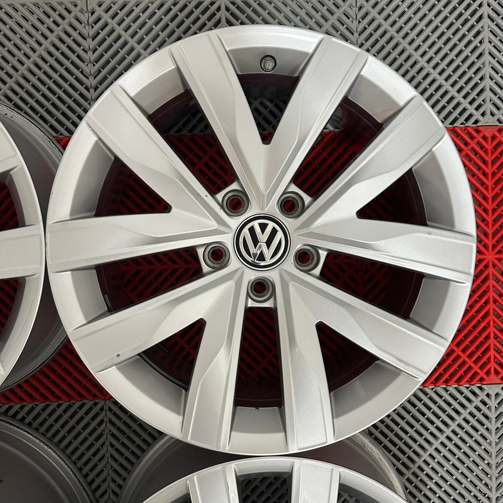 Jante VW Arteon Passat T-Roc R17