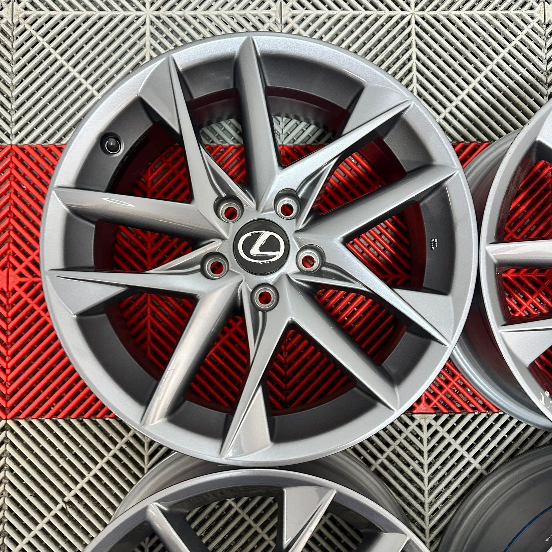 Jante Lexus LBX R17  7Jx17 ET40