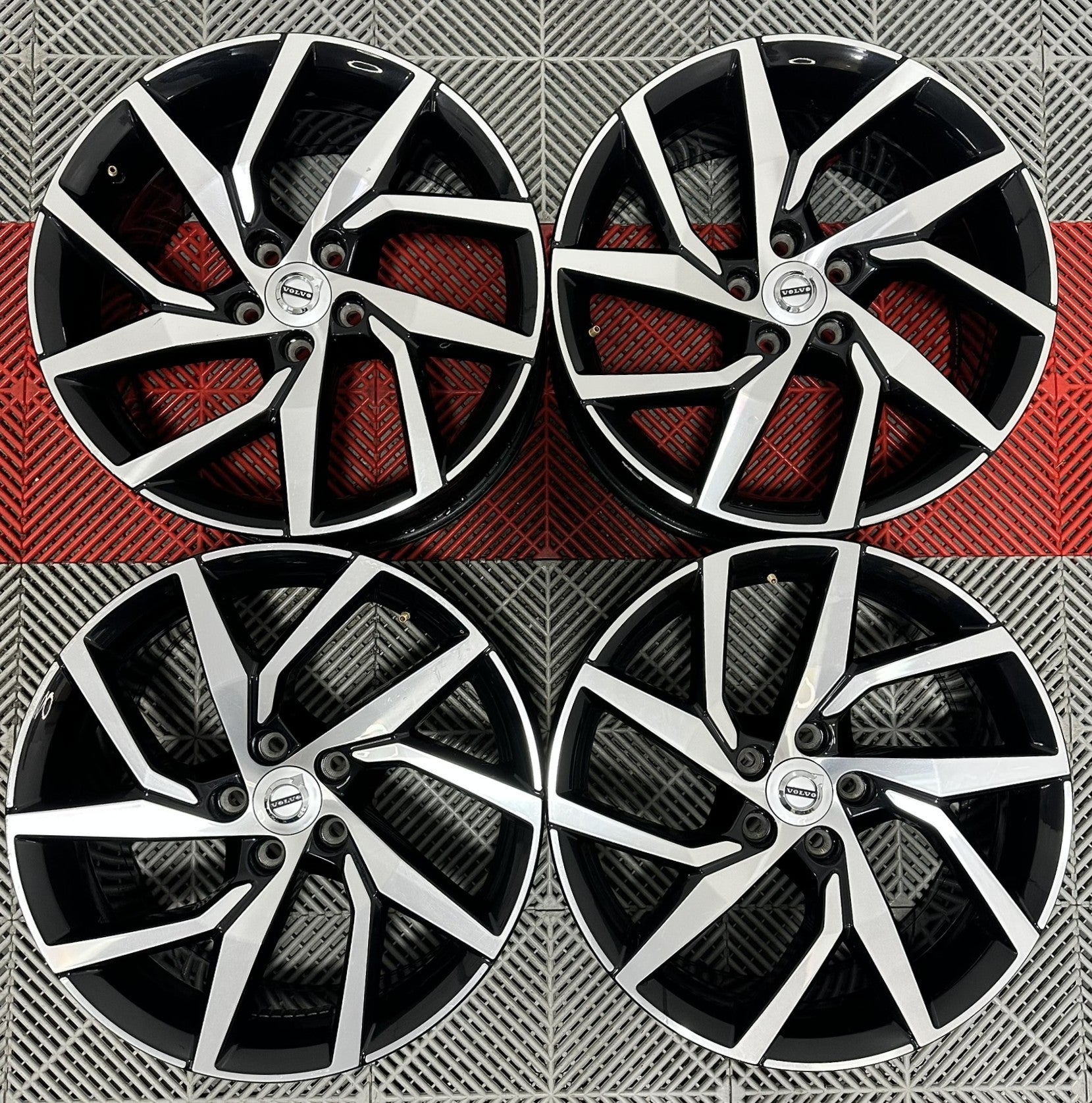 Jante Volvo R18 S60 V60 S90 V90  31471311