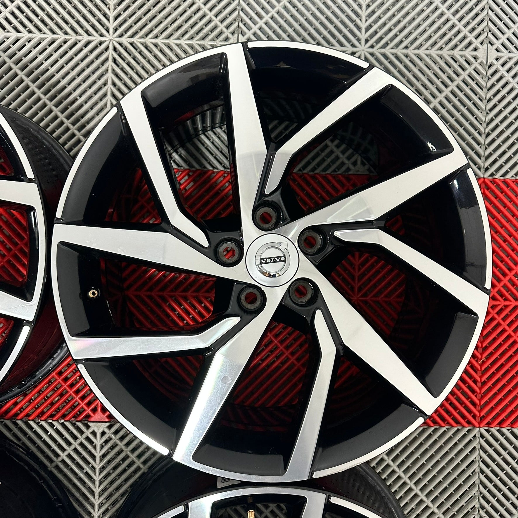 Jante Volvo R18 S60 V60 S90 V90  31471311