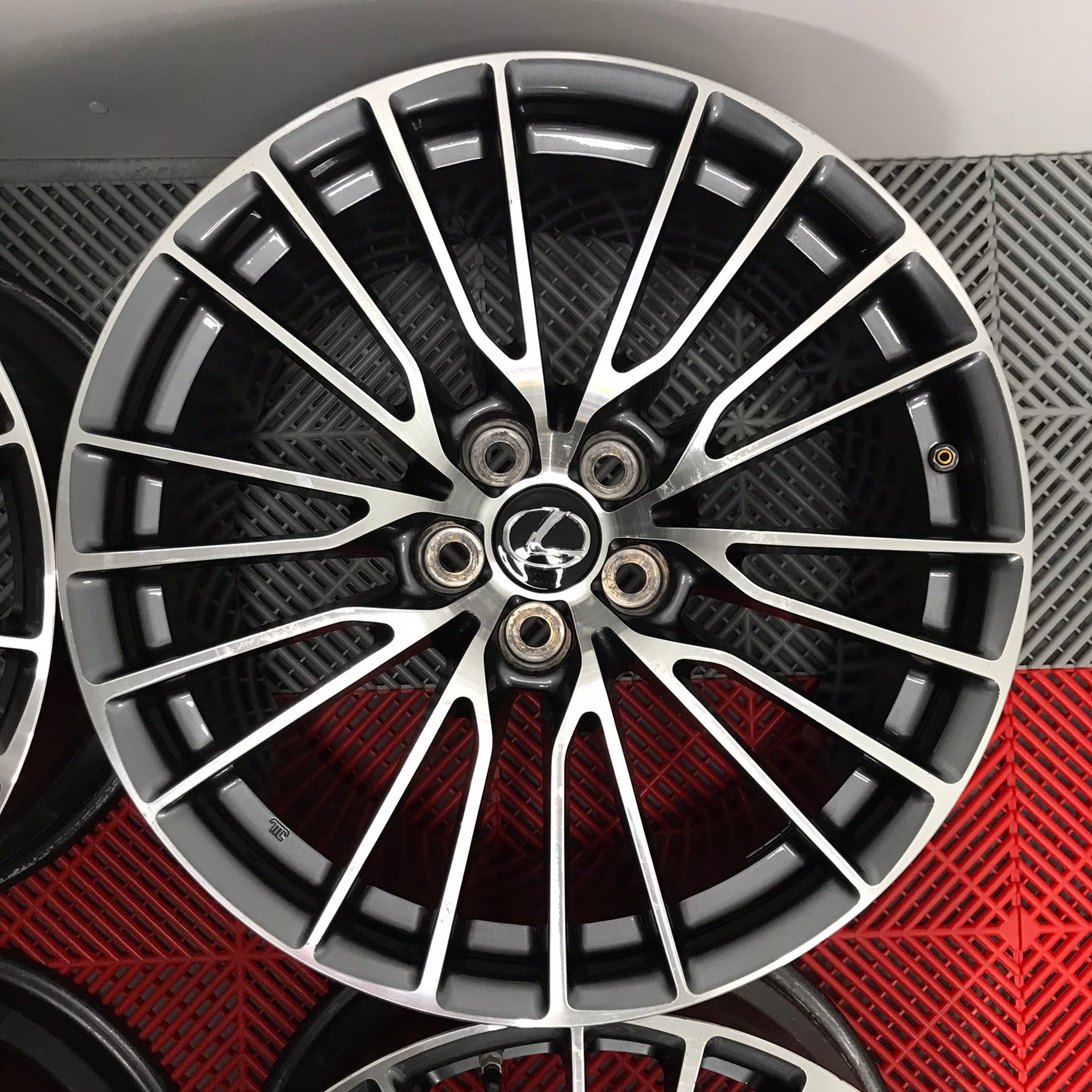 Jante Lexus GS F R19