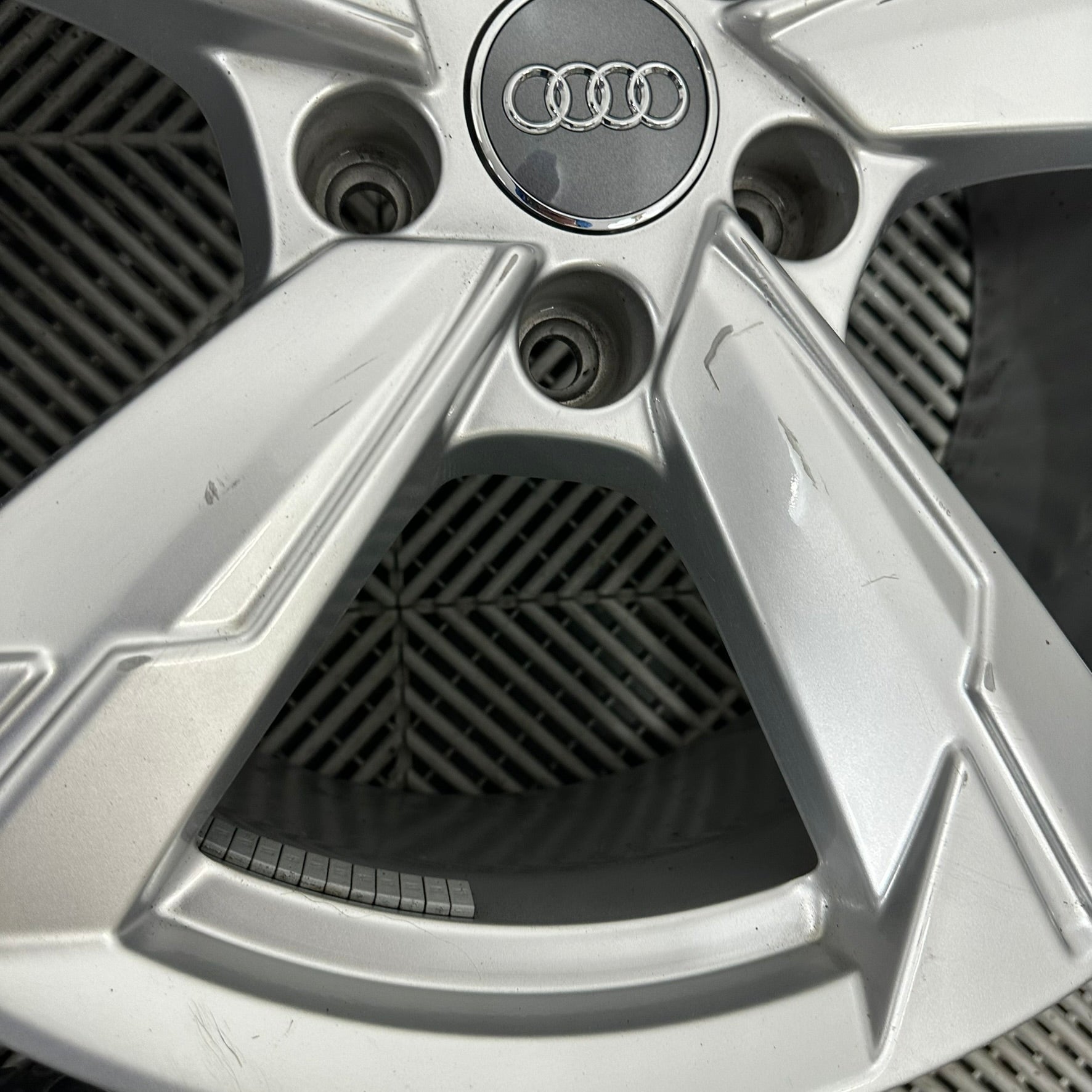 Jante Audi A6 4K C8 A4 Q5 R18