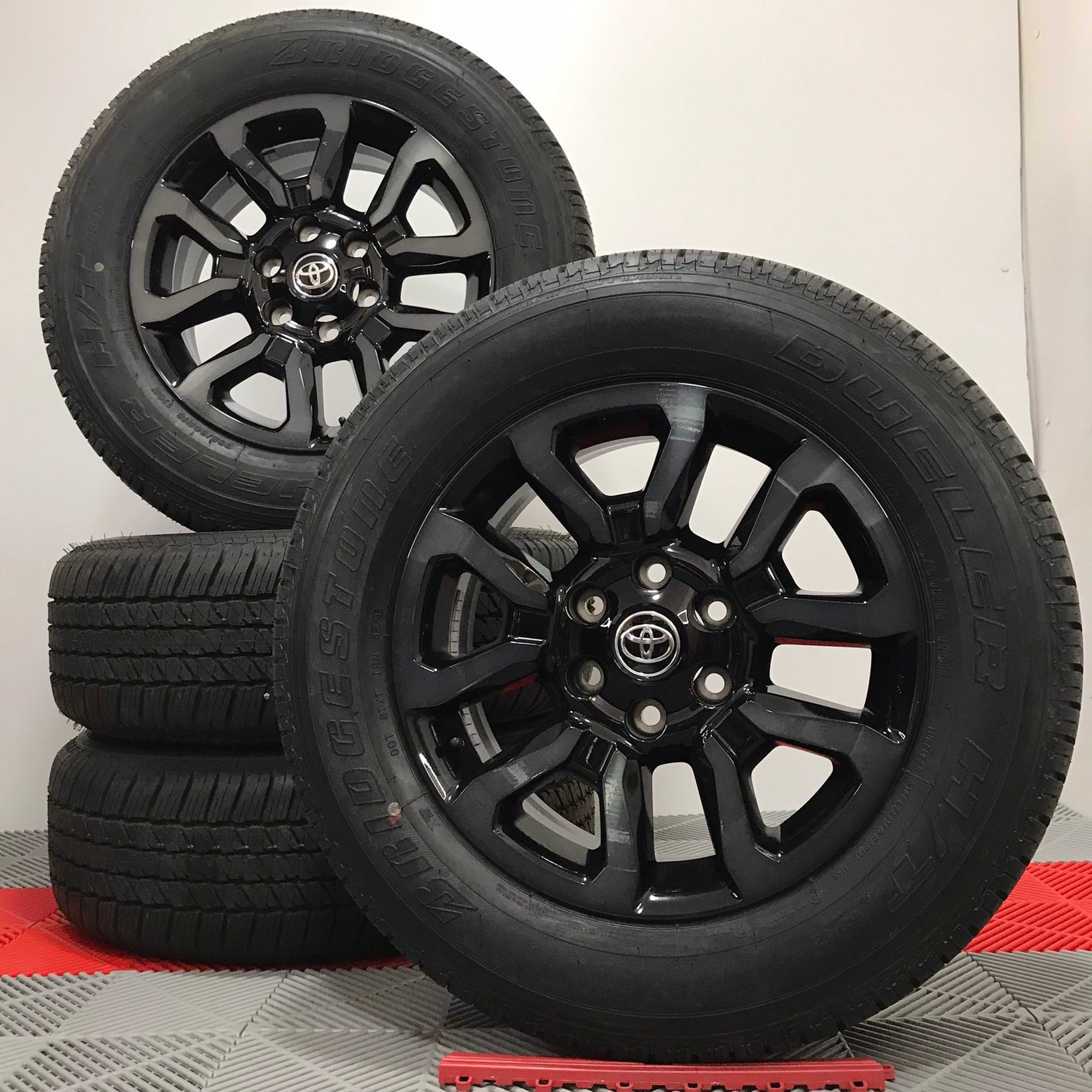 Jante Toyota Hilux Invincible Landcruiser R18