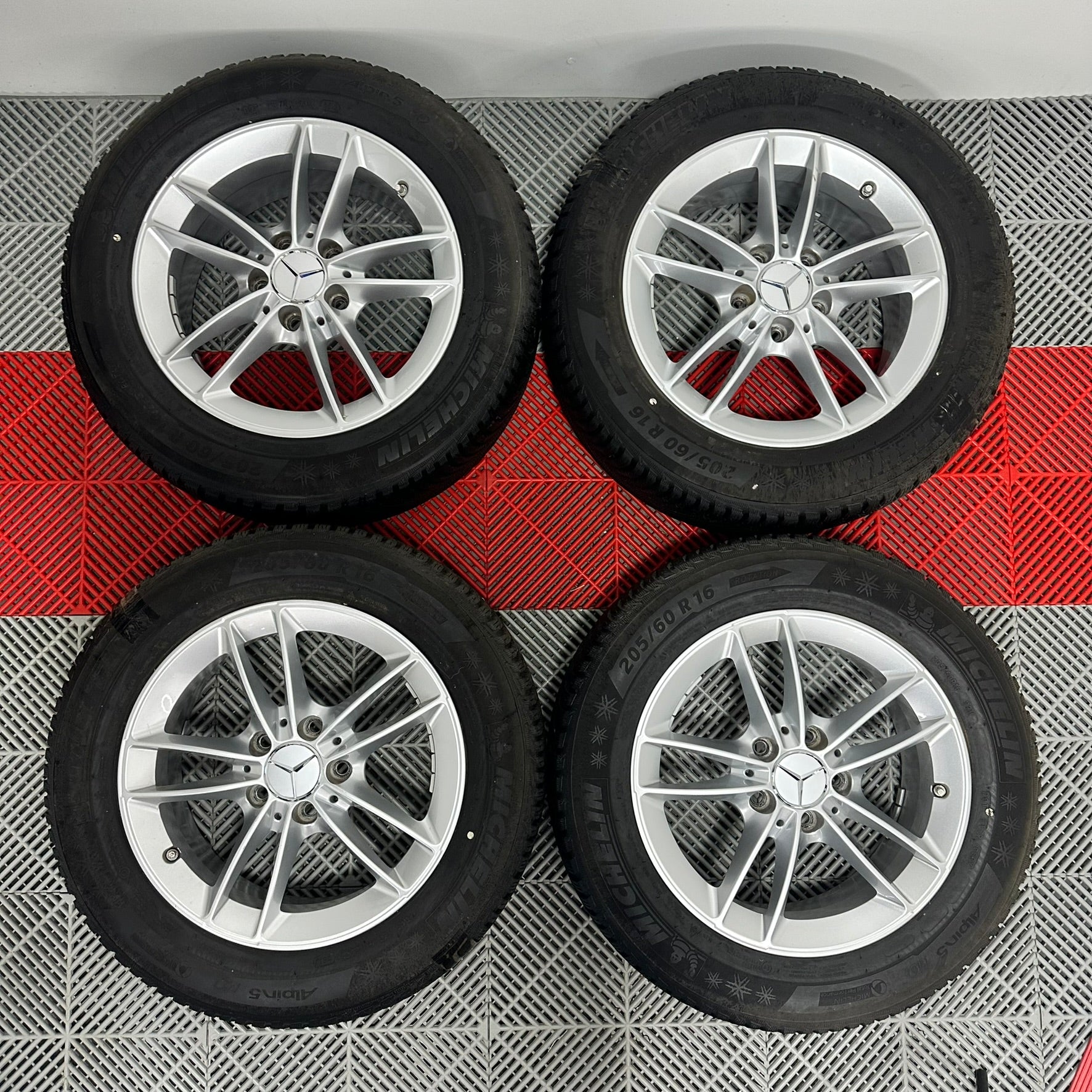 ❄️Jante Mercedes A B Class CLA iarna 205 60 R16