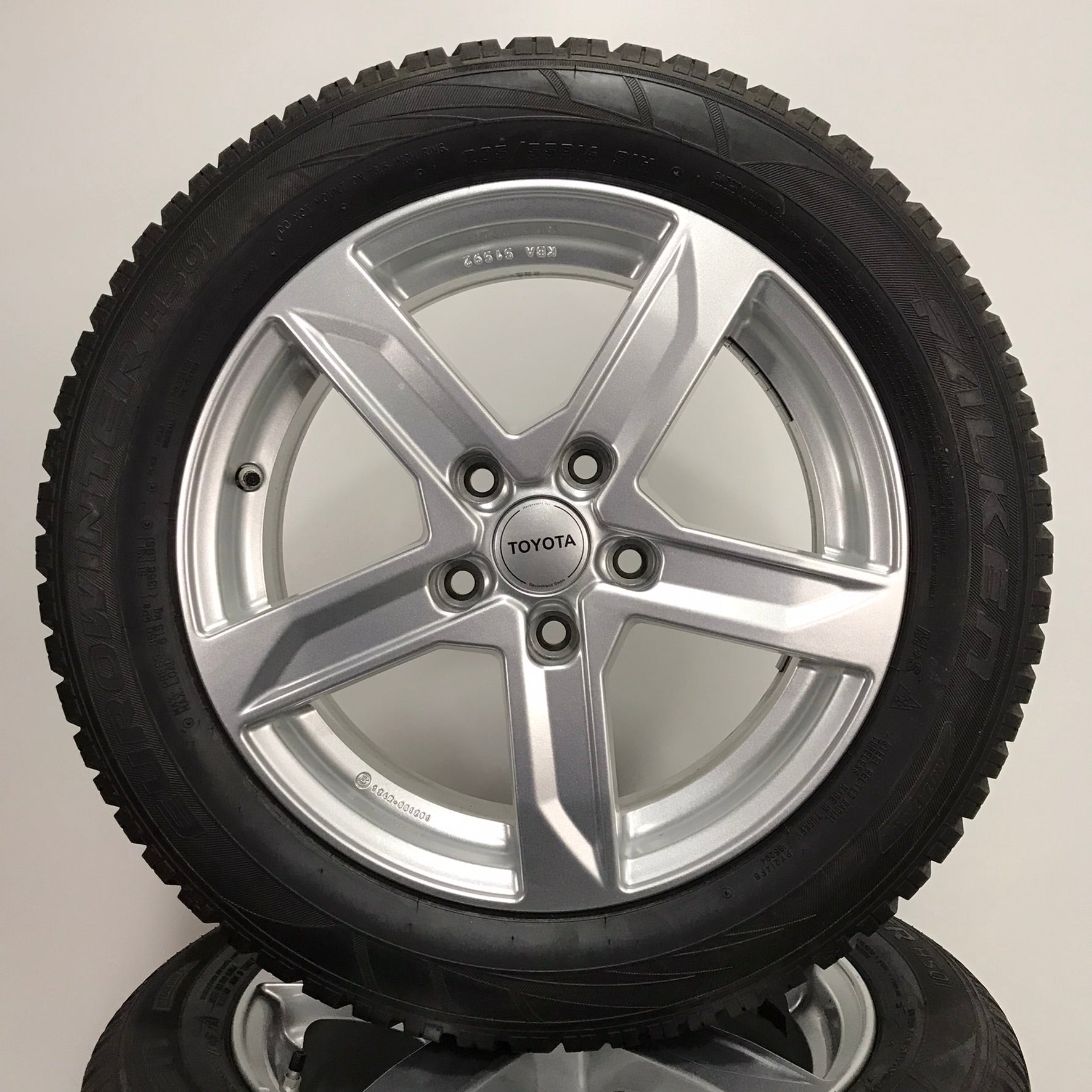 ❄️Jante Toyota R16 Auris Corolla Avensis Prius+  205/55 R16