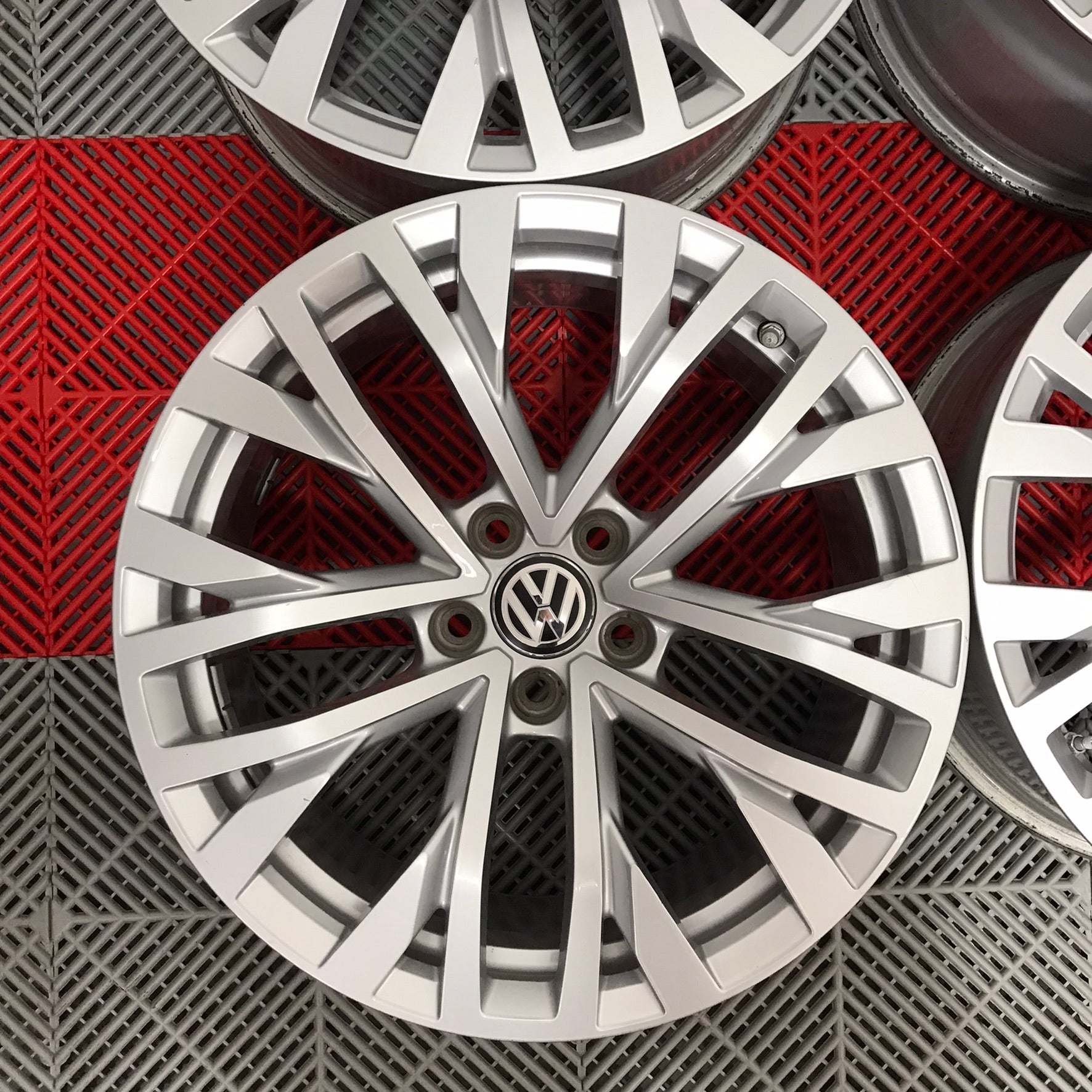 Jante VW Touareg III R18