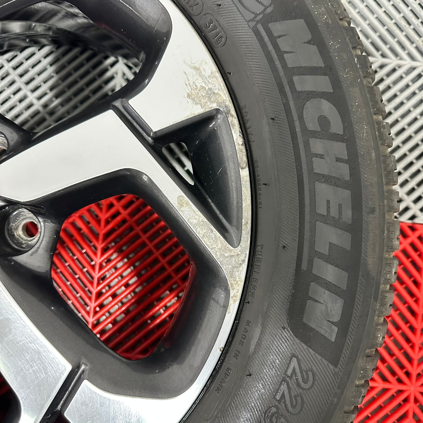 Jante Kia Sportage R17 anv all seasons 225 60 17