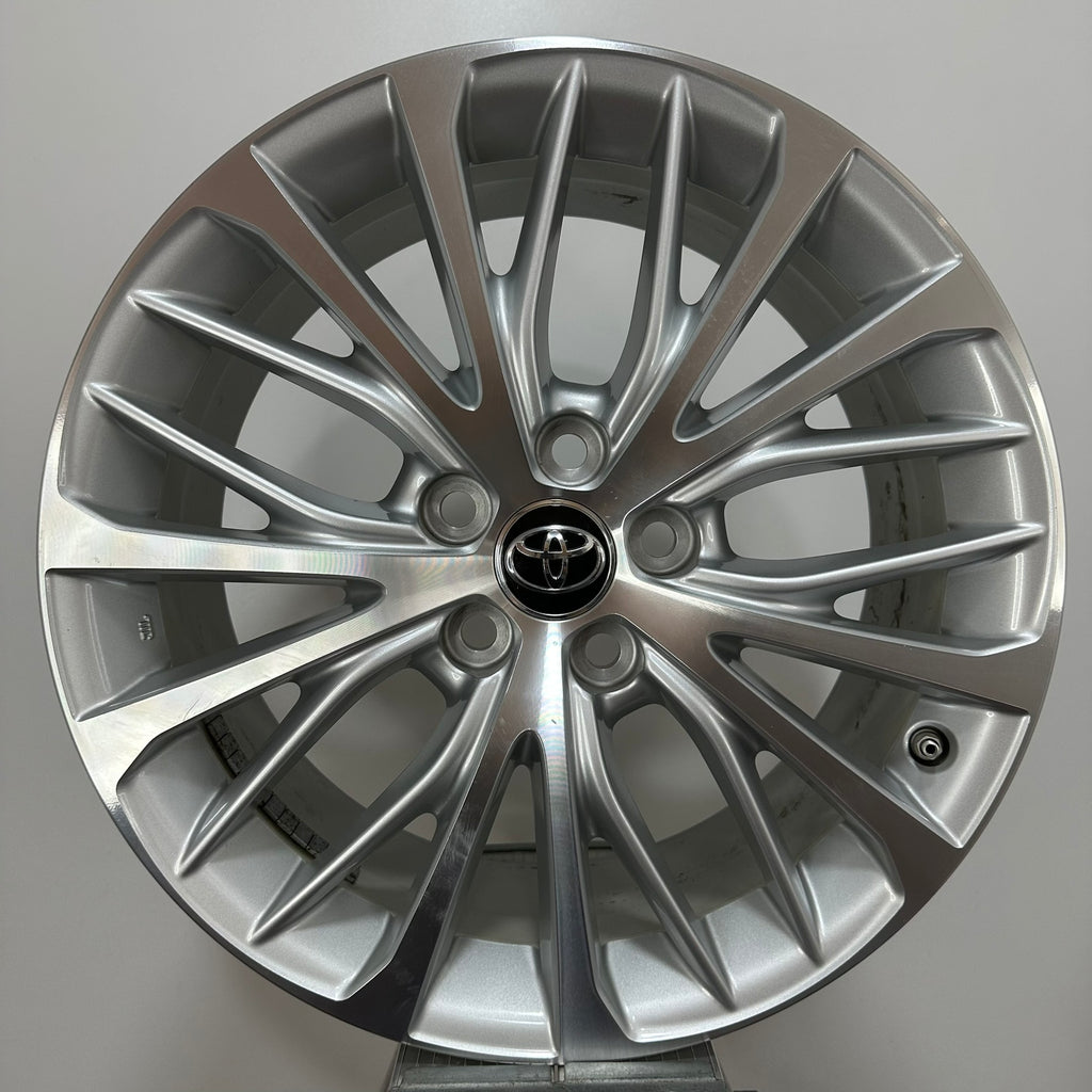 Jante Toyota Camry R18