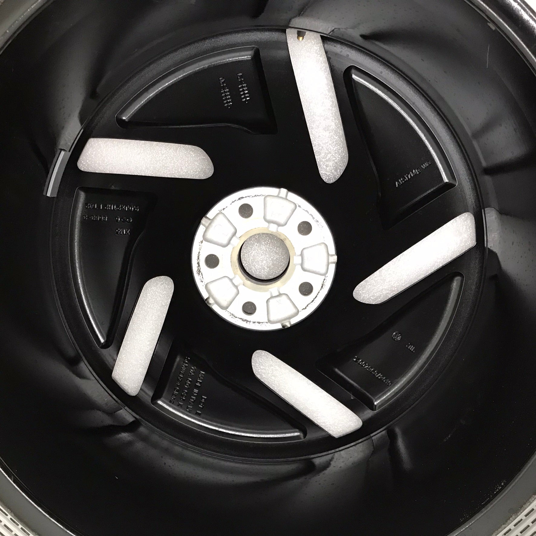 Janta VW ID4  R21 9Jx21 ET42