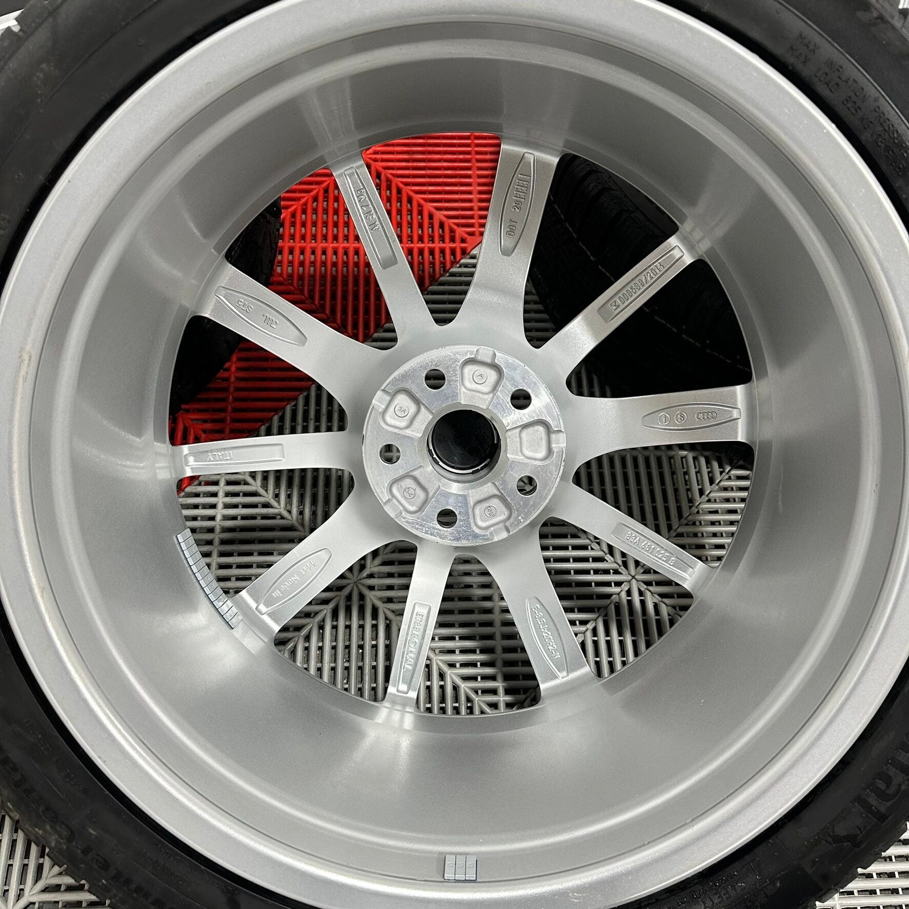 ❄️Jante Audi Q3 NOI iarna 255/40 R20 SQ3 RSQ3
