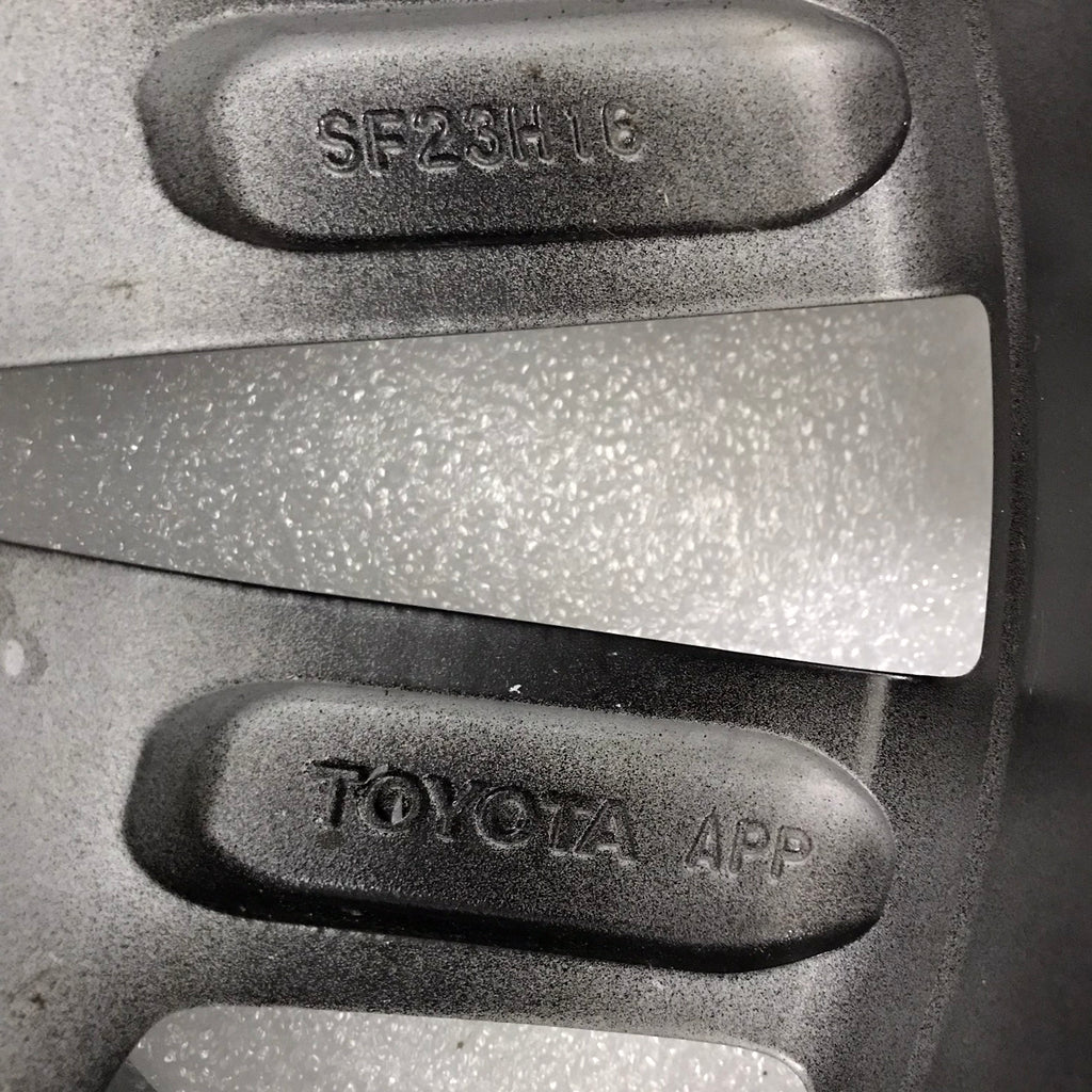 Janta Toyota Land Cruiser R18 7.5Jx18 ET25 Landcruiser J150
