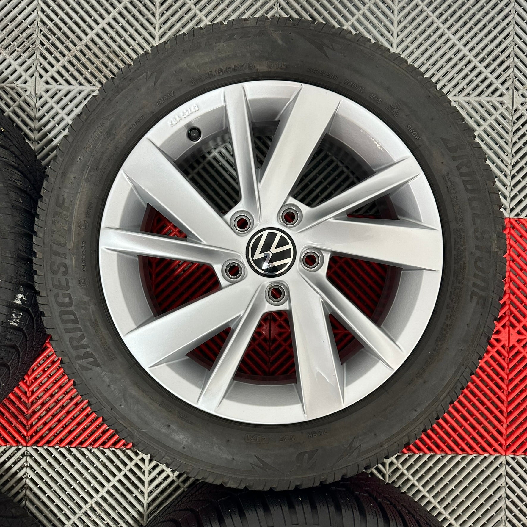 ❄️Jante VW Golf VIII "Gavia" R16 anv iarna 205/55 R16