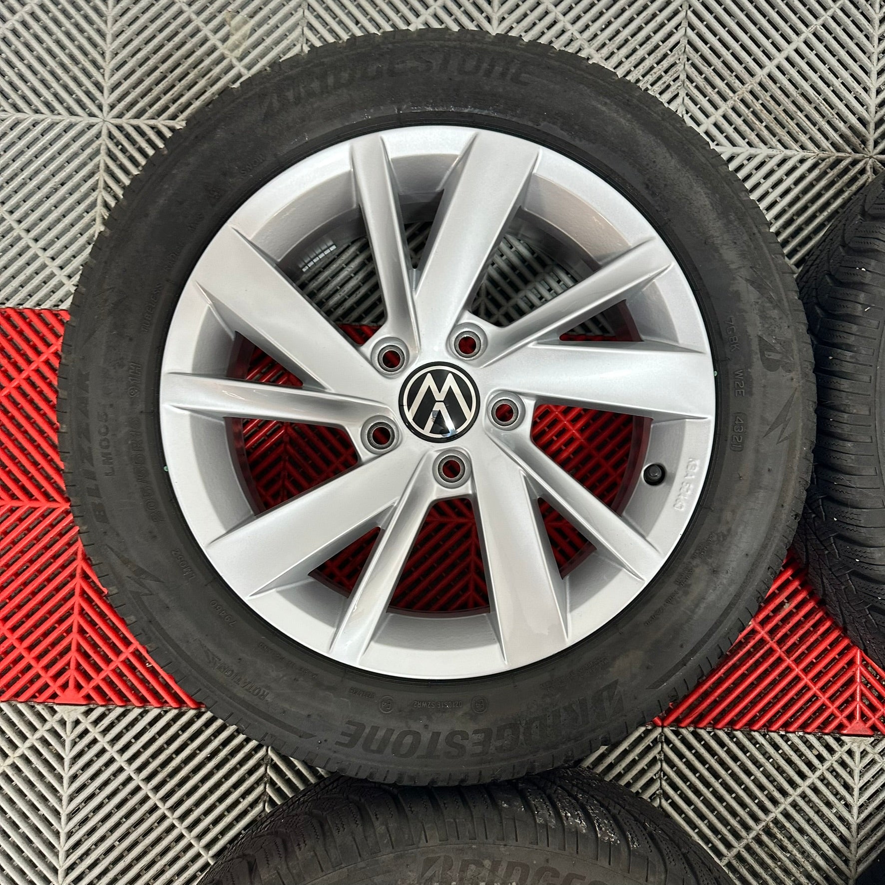 ❄️Jante VW Golf VIII "Gavia" R16 anv iarna 205/55 R16