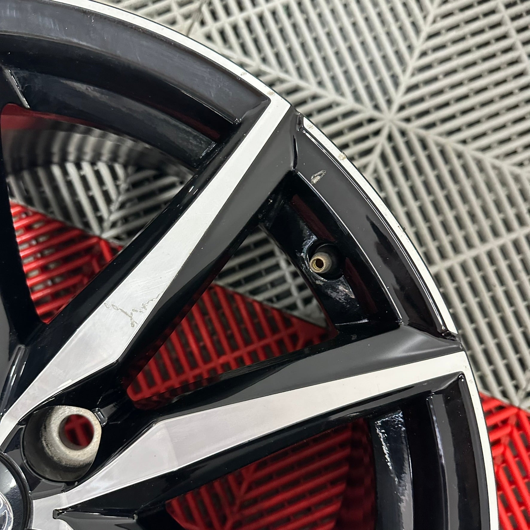 Jante Toyota Corolla GR R18 E210 2019-2025