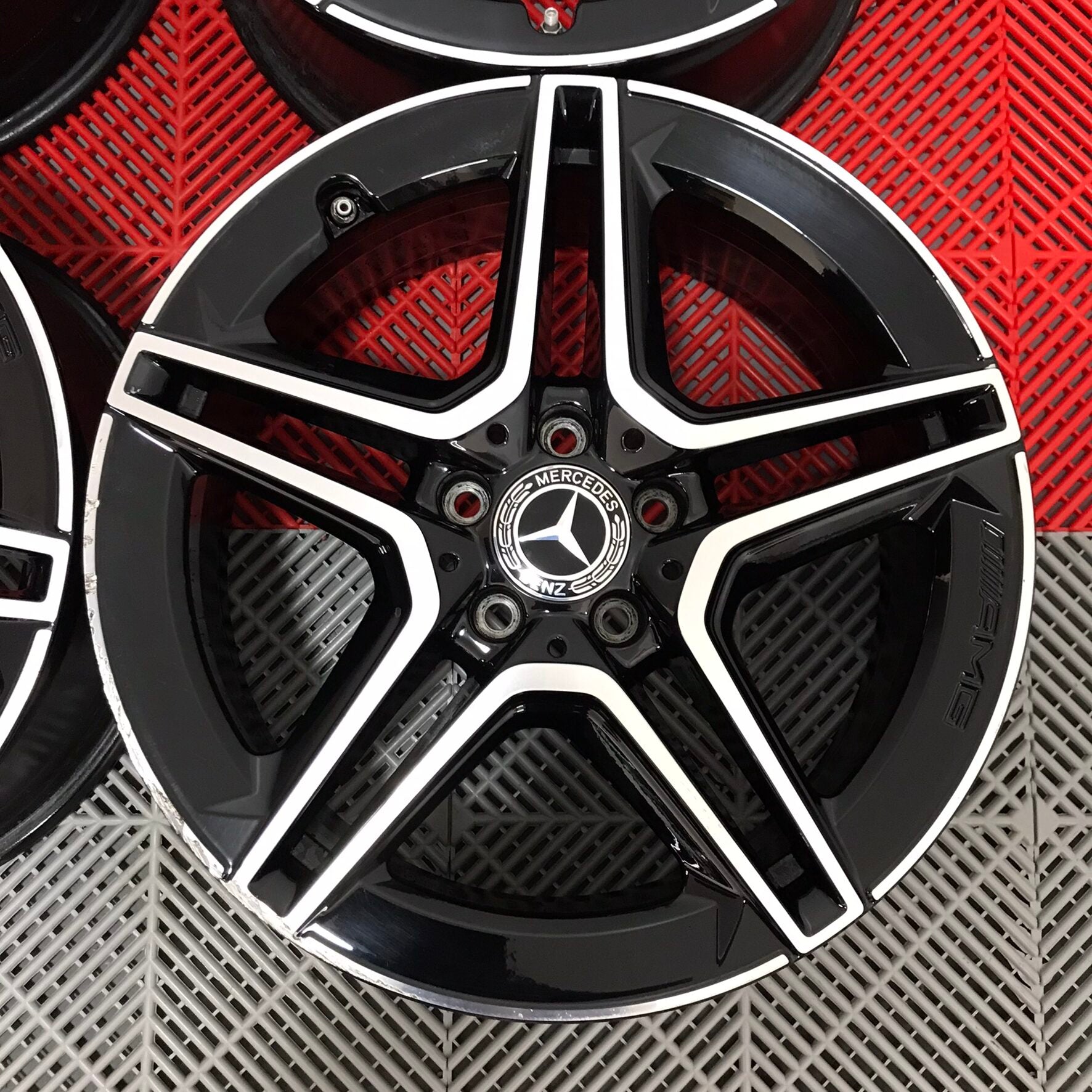 Jante Mercedes CLA A B V Class AMG R18