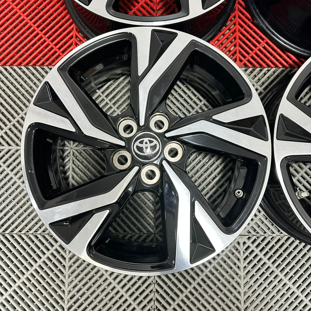 Jante Toyota Yaris R16 XP210