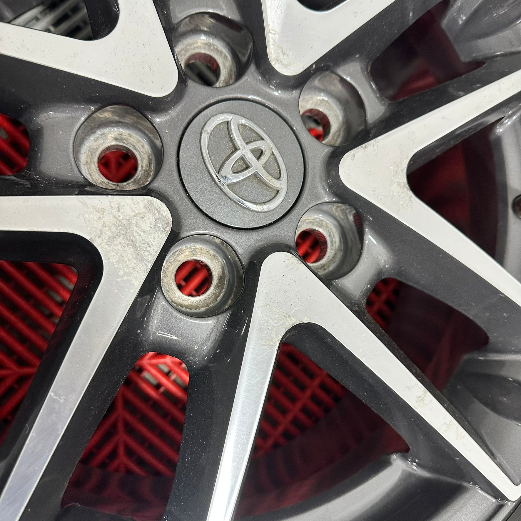 ☀️Jante Toyota Avensis Auris Corolla Yaris Cross Camry R16