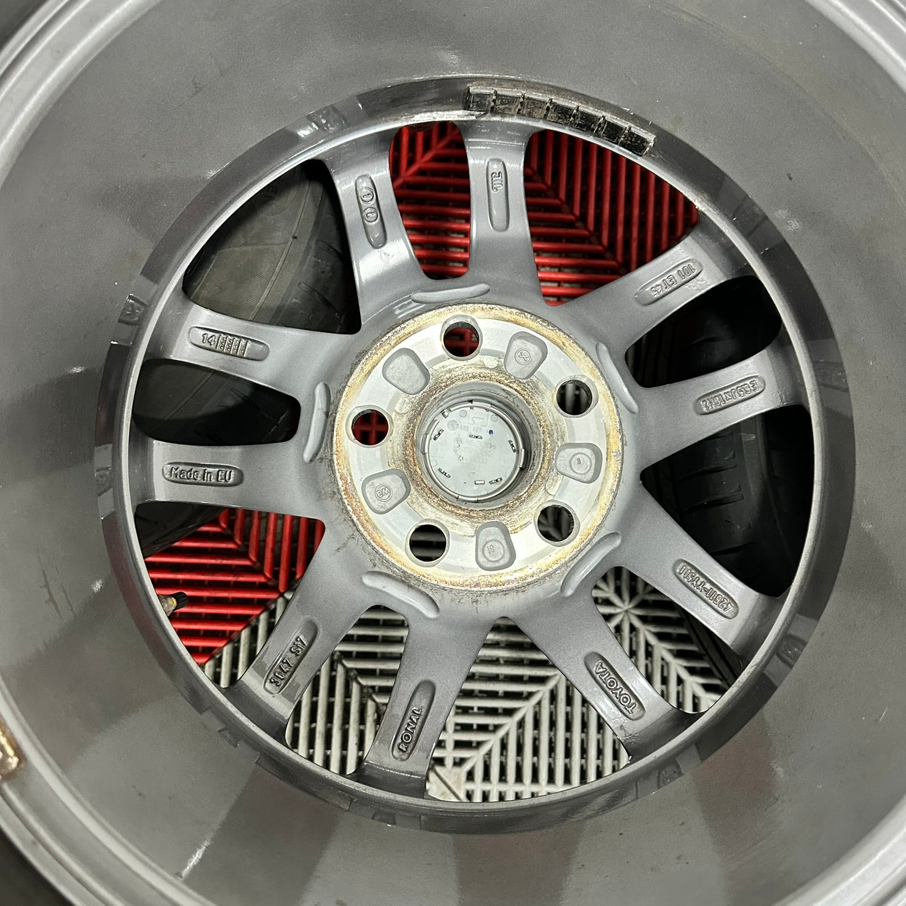 ☀️Jante Toyota Avensis Auris Corolla Yaris Cross Camry R16