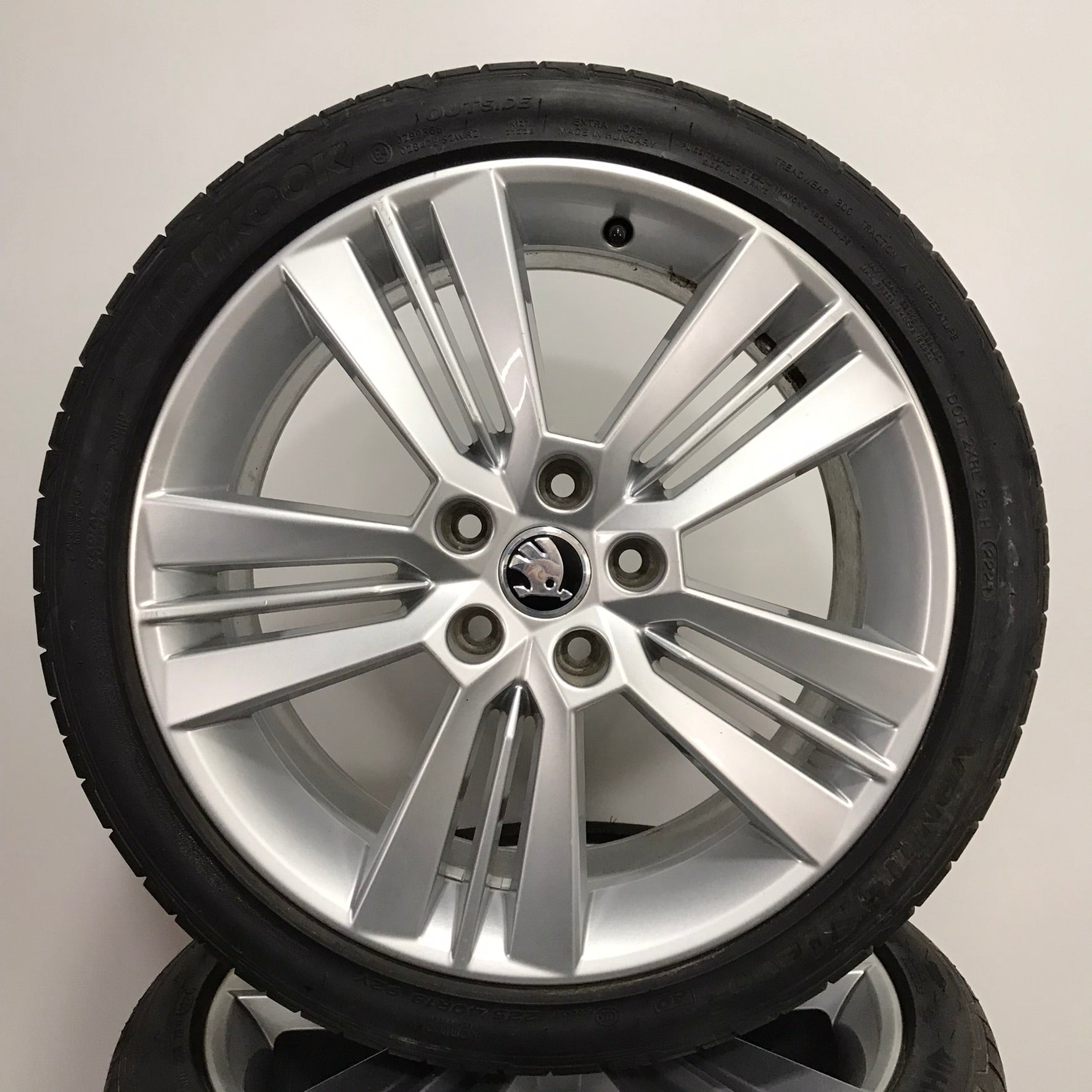 ☀️Jante Skoda Octavia anv vara 225/40 R18 VW Passat