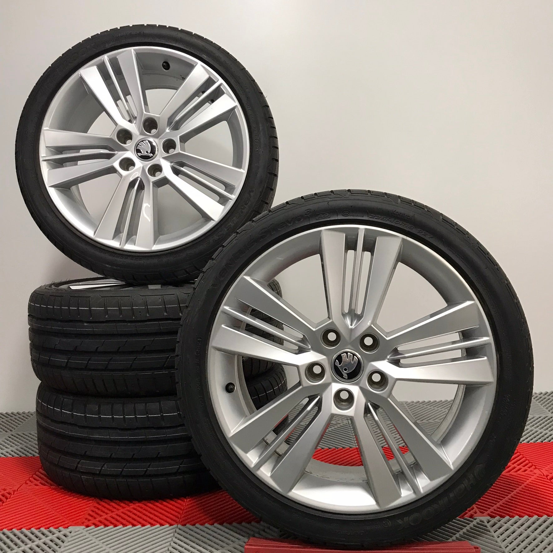 ☀️Jante Skoda Octavia anv vara 225/40 R18 VW Passat