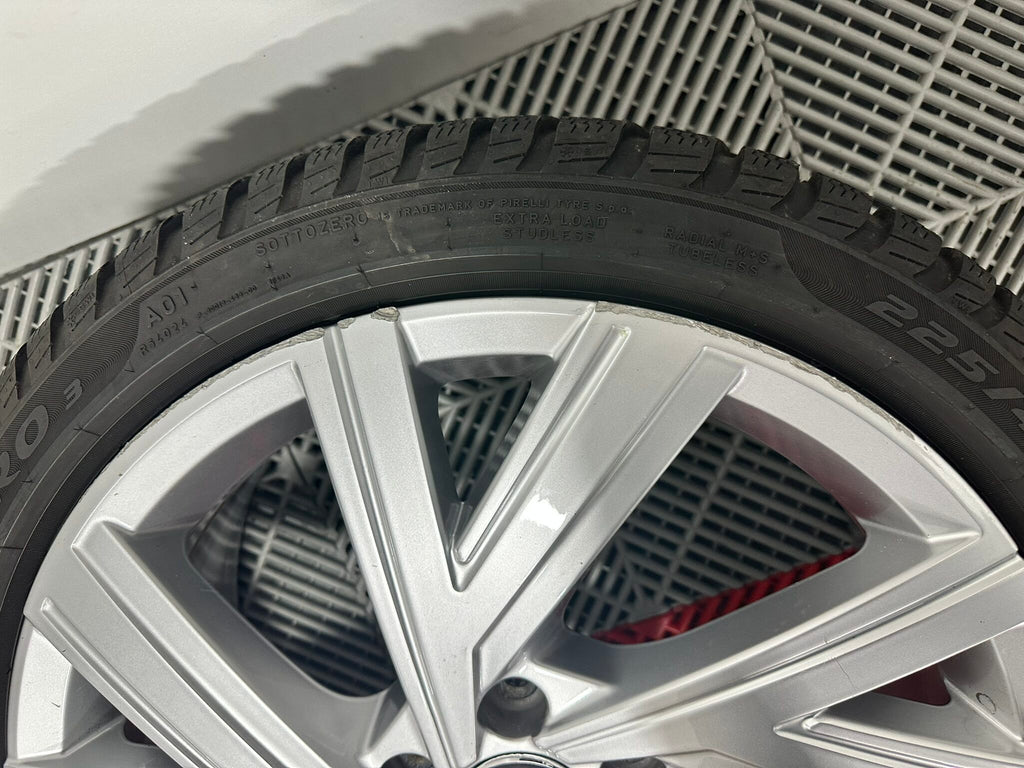 ❄️Jante VW Golf GTI "Bergamo" iarna 225 40 18