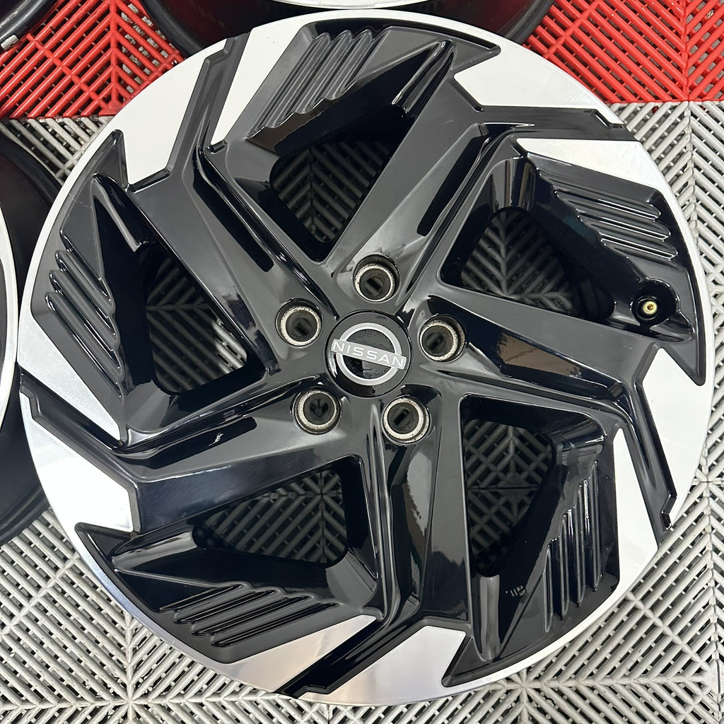 Jante Nissan Qashqai J12 R18