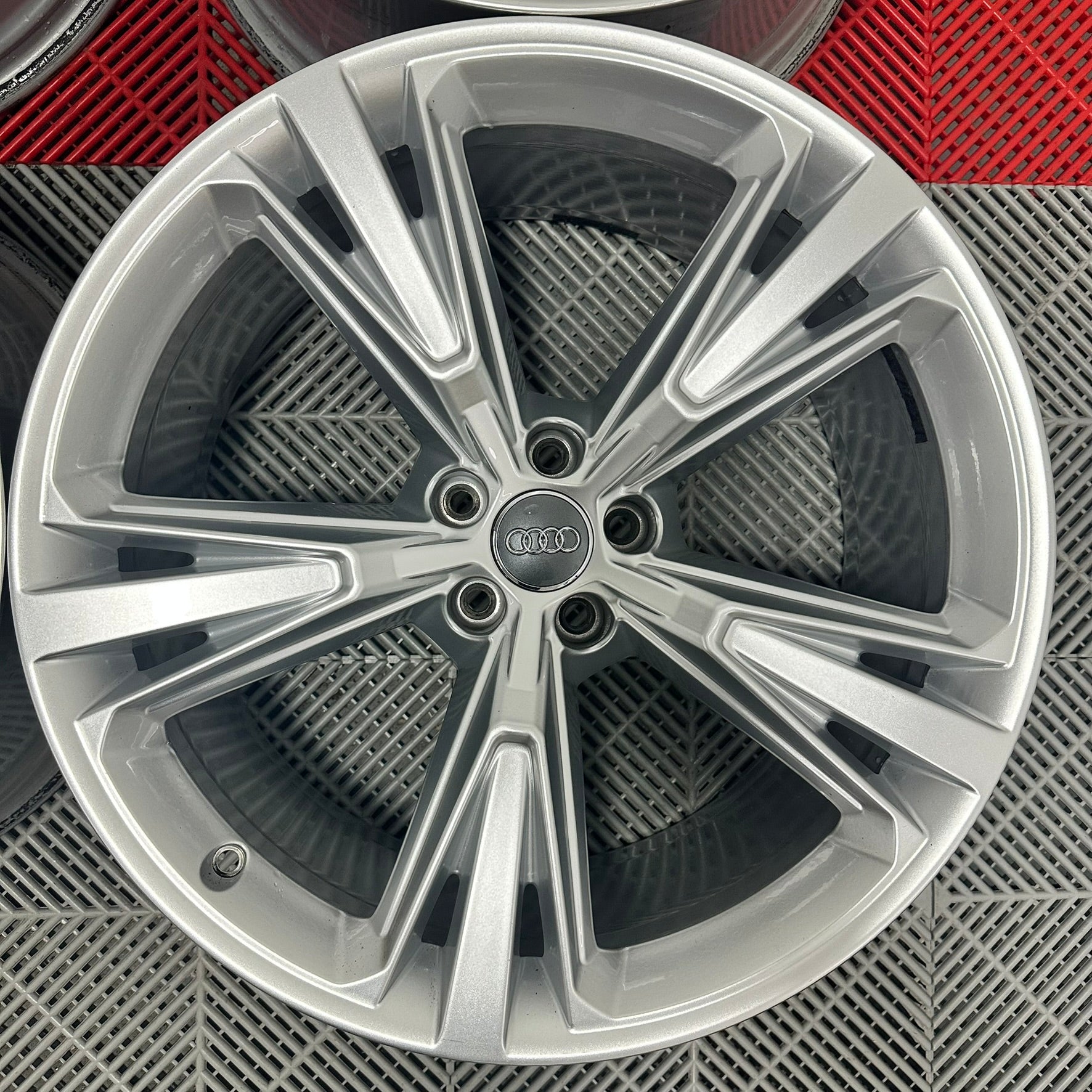 Jante Audi Q8 SQ8 R 21