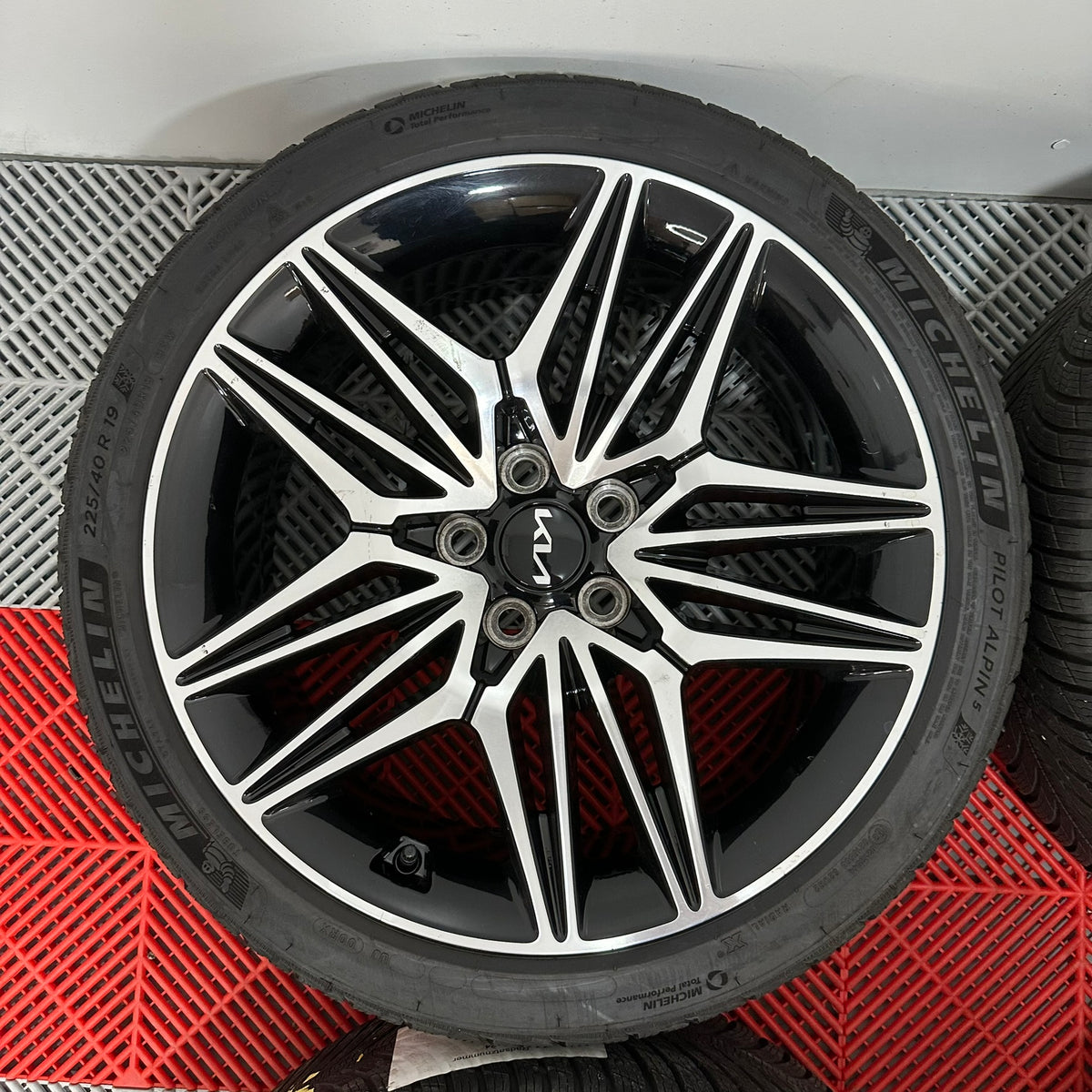 ❄️Jante Kia Stinger R19 anv iarna