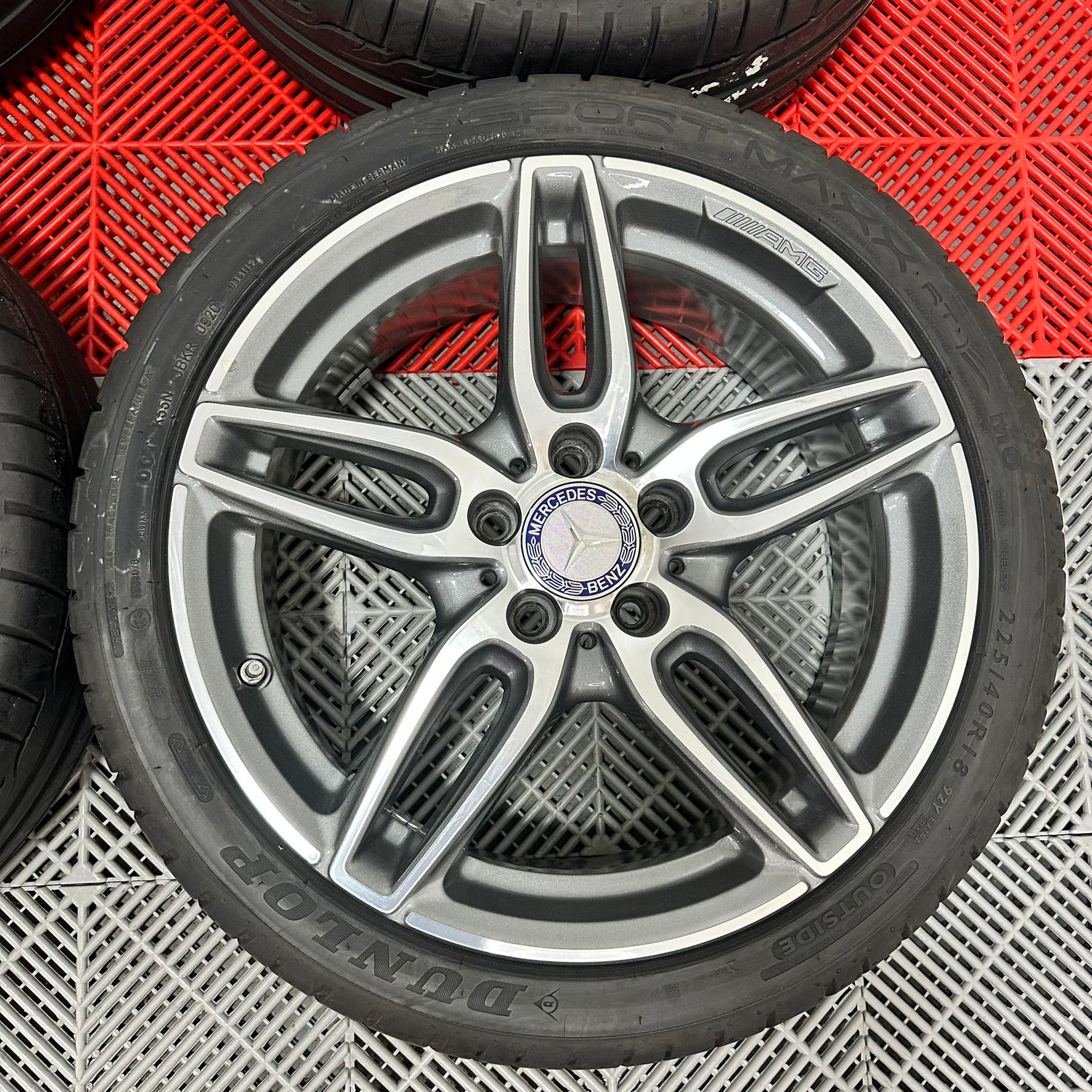 ☀️Jante Mercedes CLA A B Class R18 vara 225/40 R18