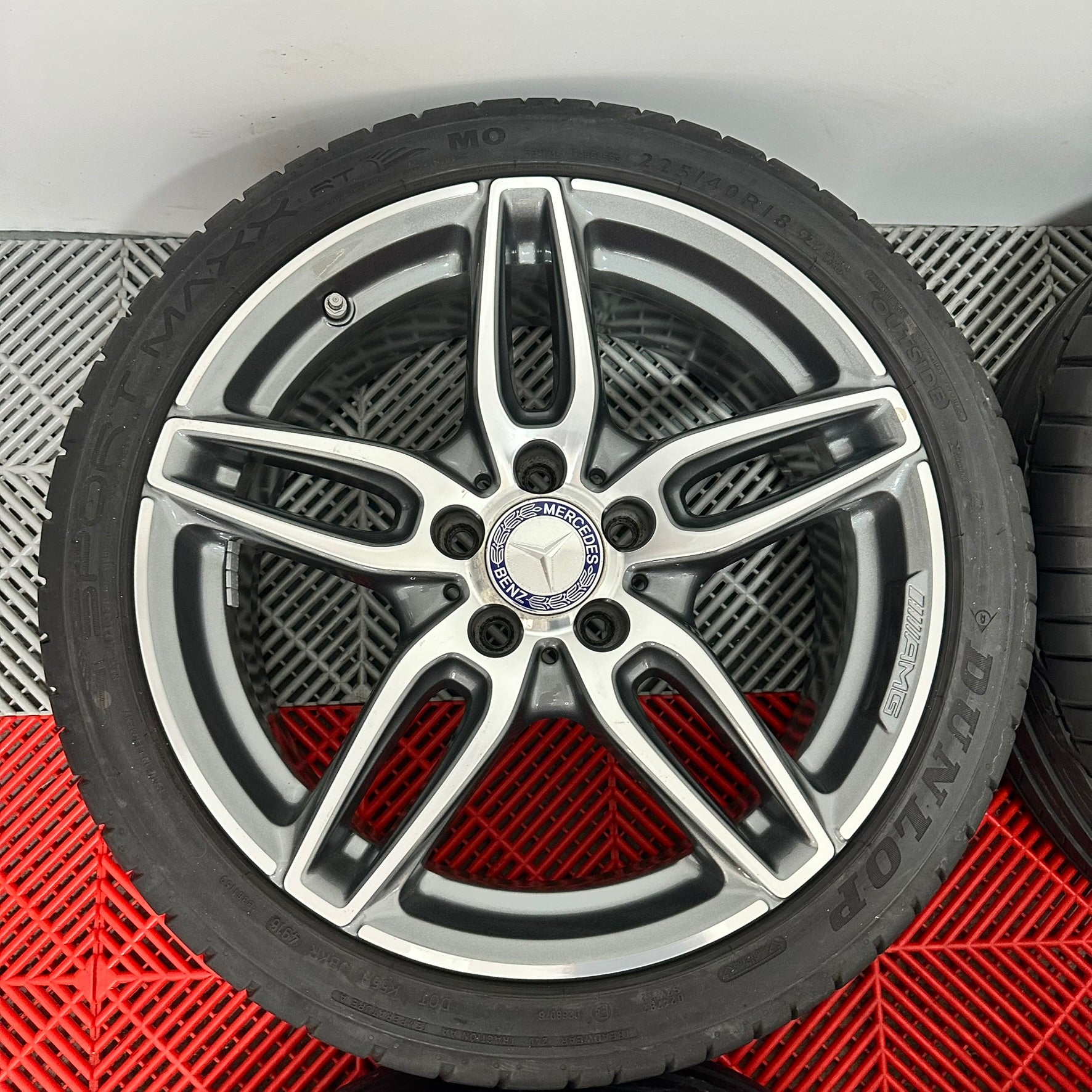 ☀️Jante Mercedes CLA A B Class R18 vara 225/40 R18